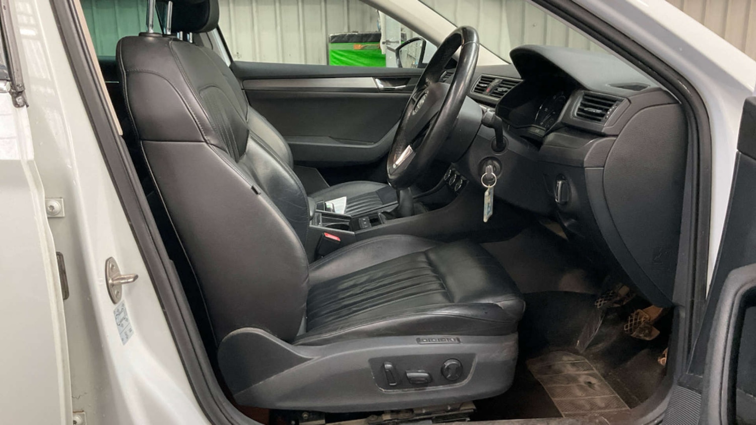 Used Skoda Superb 2016 for sale - 78045085: Photo 12