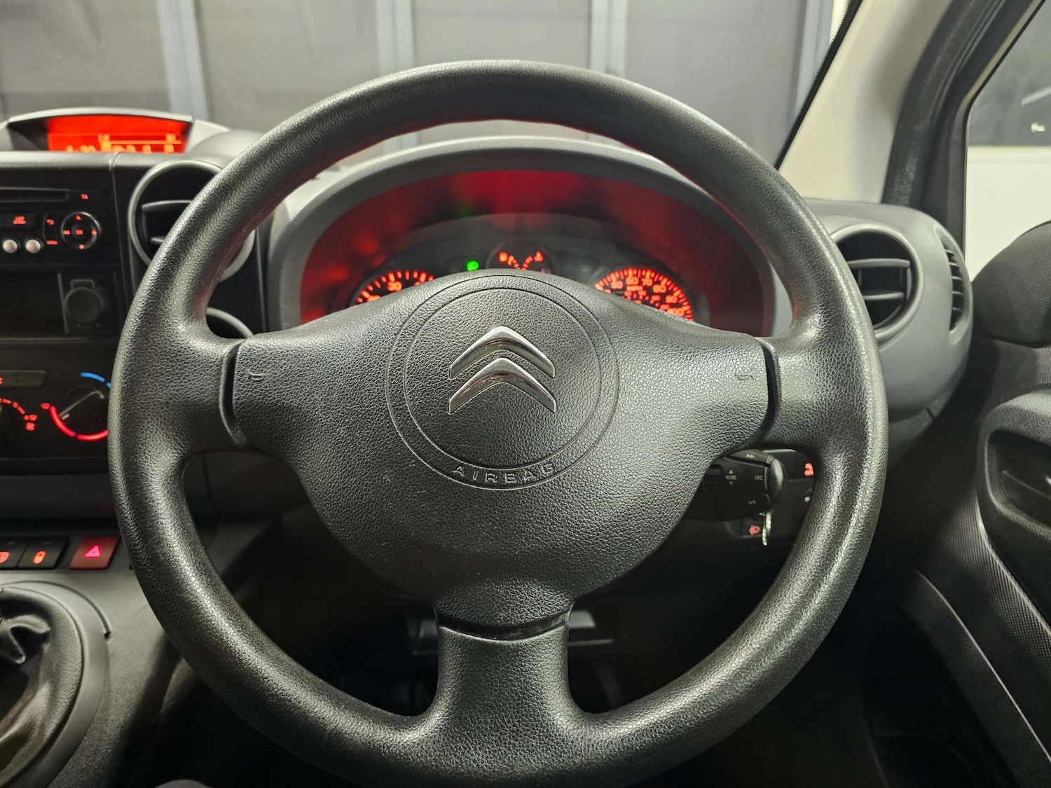 Used Citroen Berlingo 2015 for sale - 76972412: Photo 15