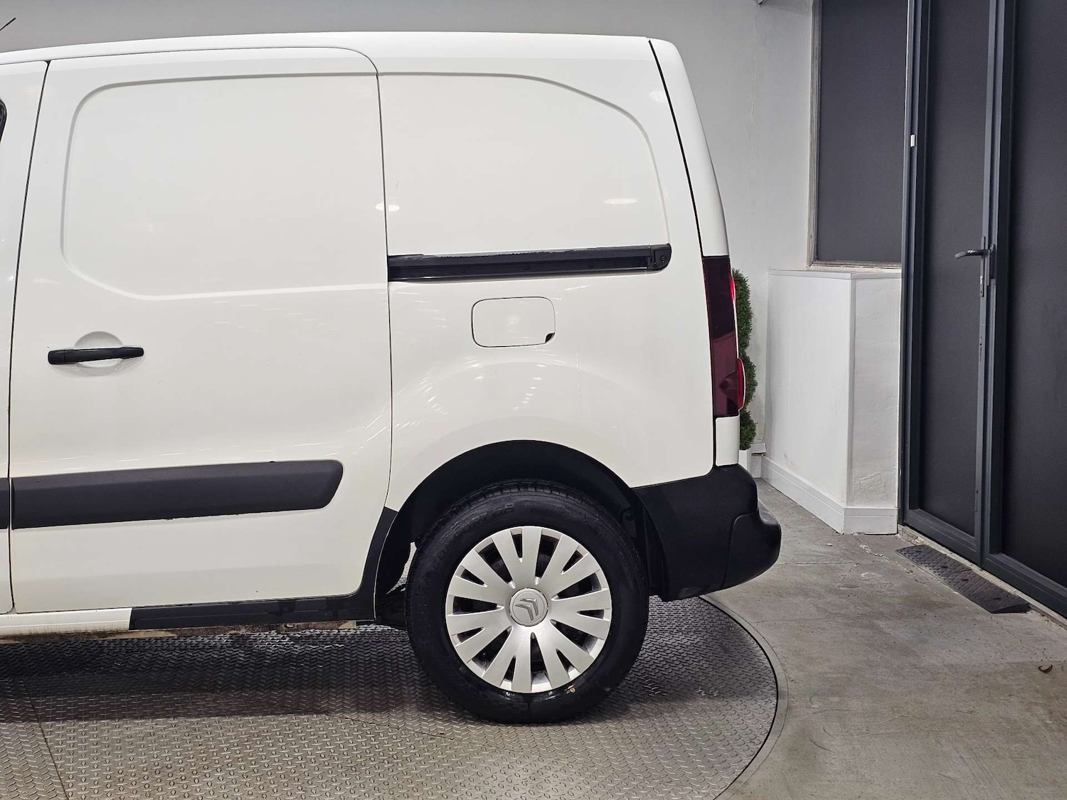 Used Citroen Berlingo 2015 for sale - 76972412: Photo 21