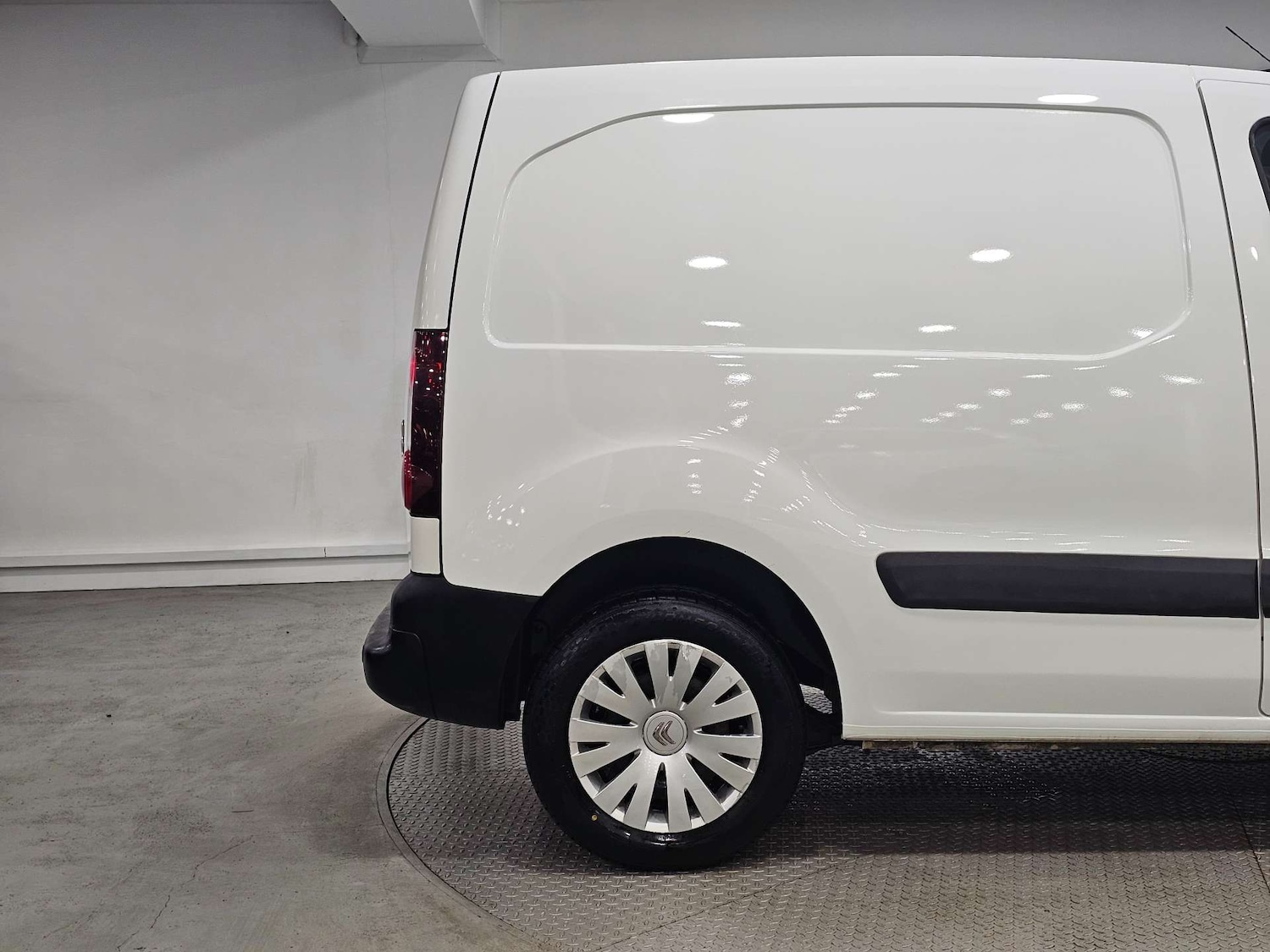 Used Citroen Berlingo 2015 for sale - 76972412: Photo 37