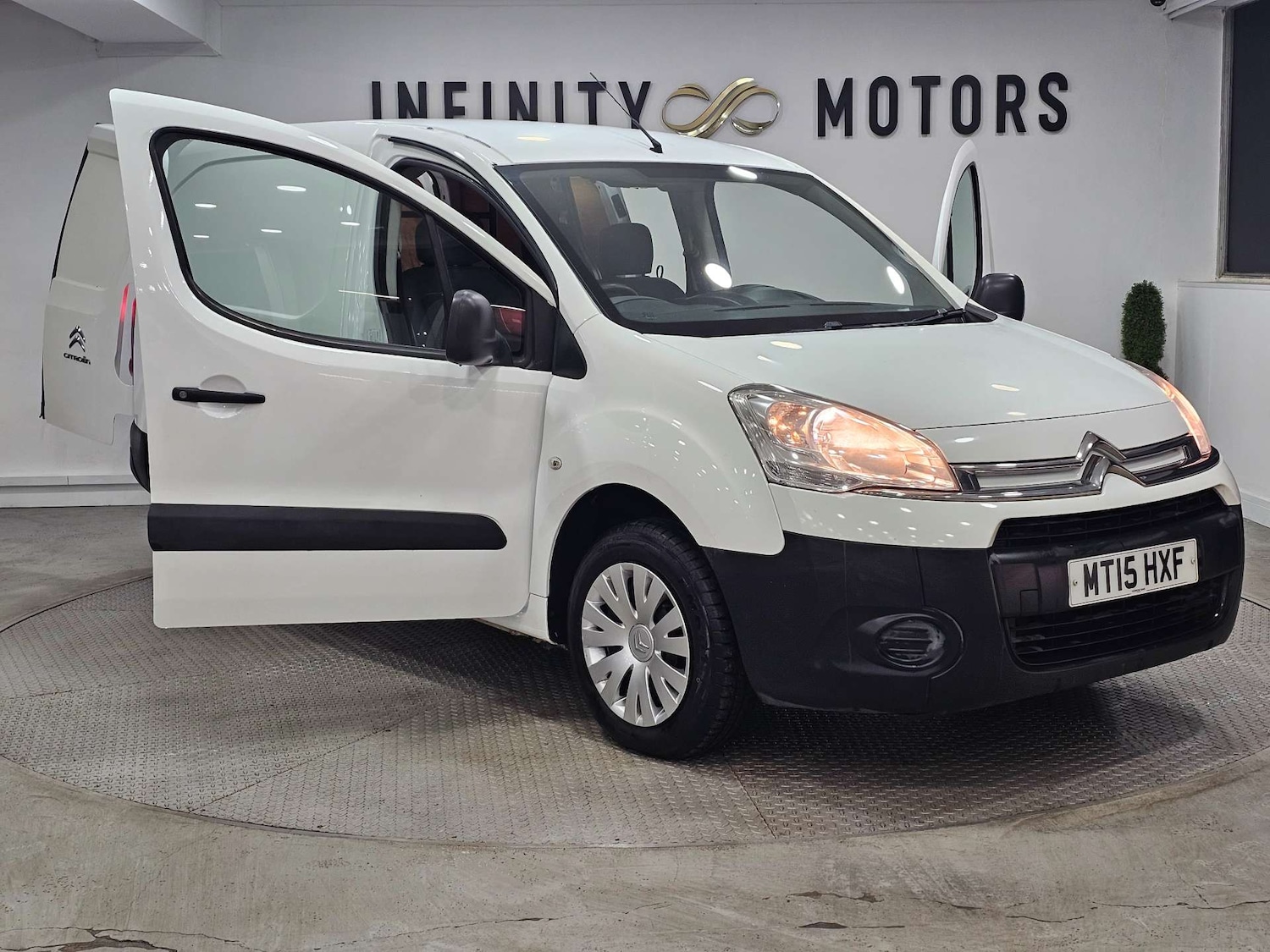 Used Citroen Berlingo 2015 for sale - 76972412: Photo 43