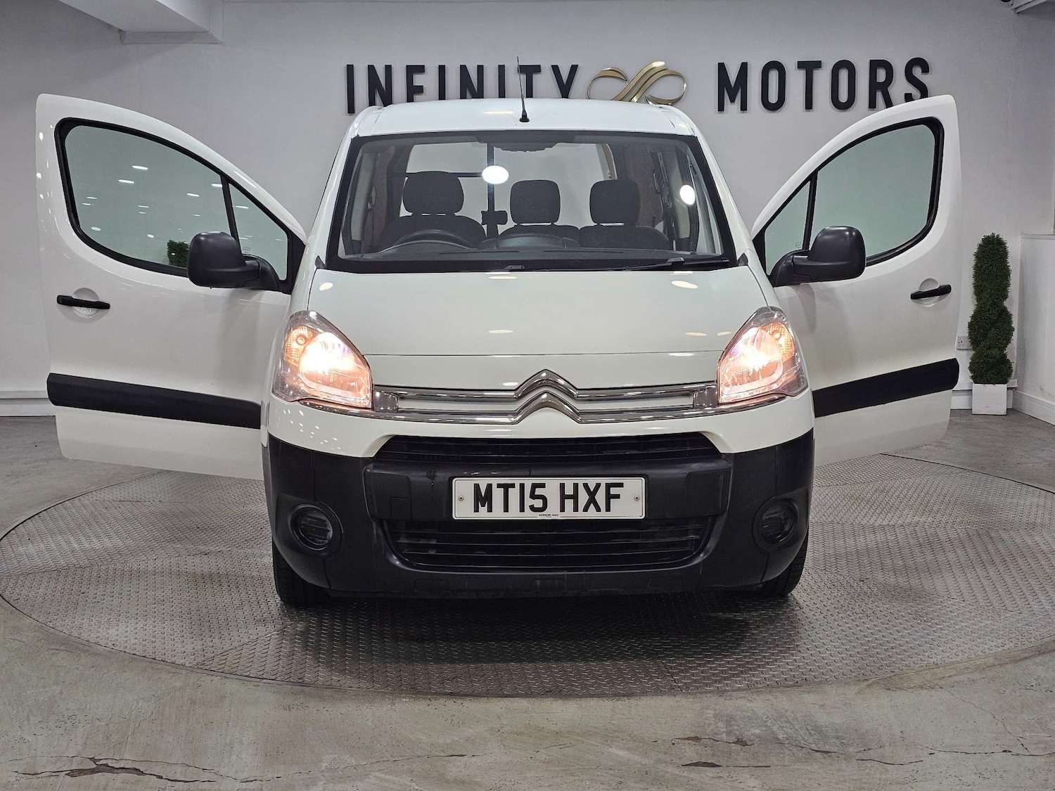 Used Citroen Berlingo 2015 for sale - 76972412: Photo 44