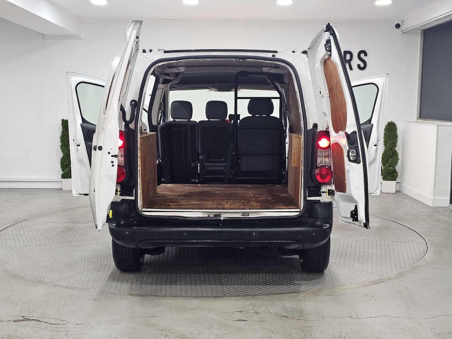 Used Citroen Berlingo 2015 for sale - 76972412: Photo 48