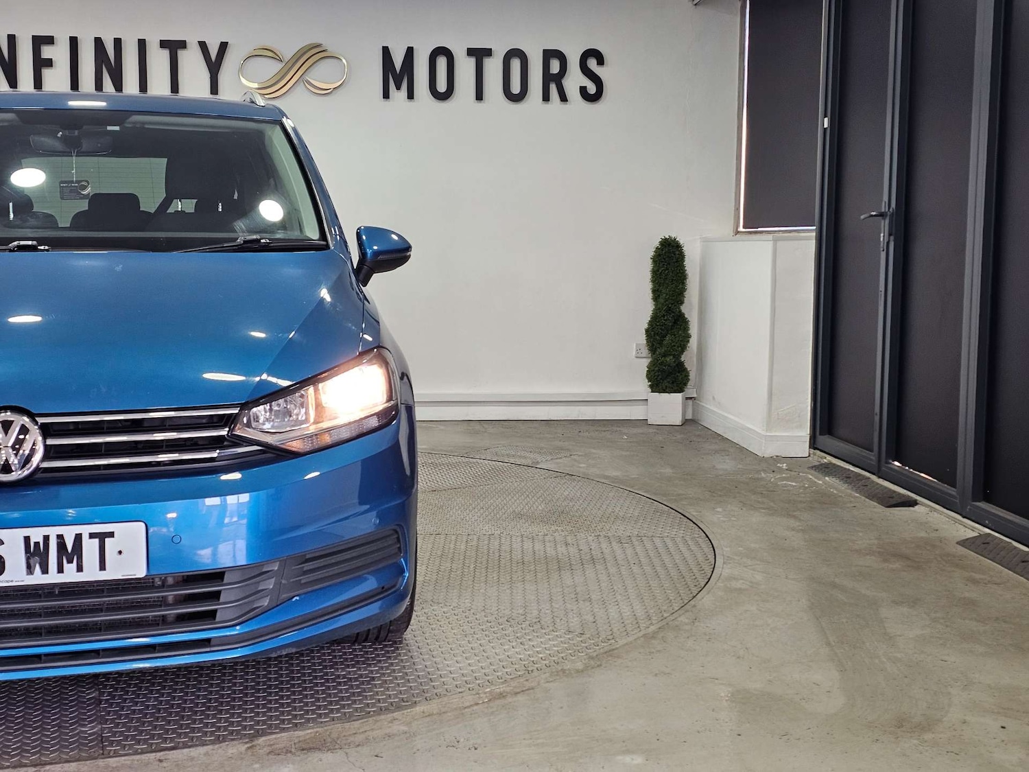 Used Volkswagen Touran 2016 for sale - 77168079: Photo 11