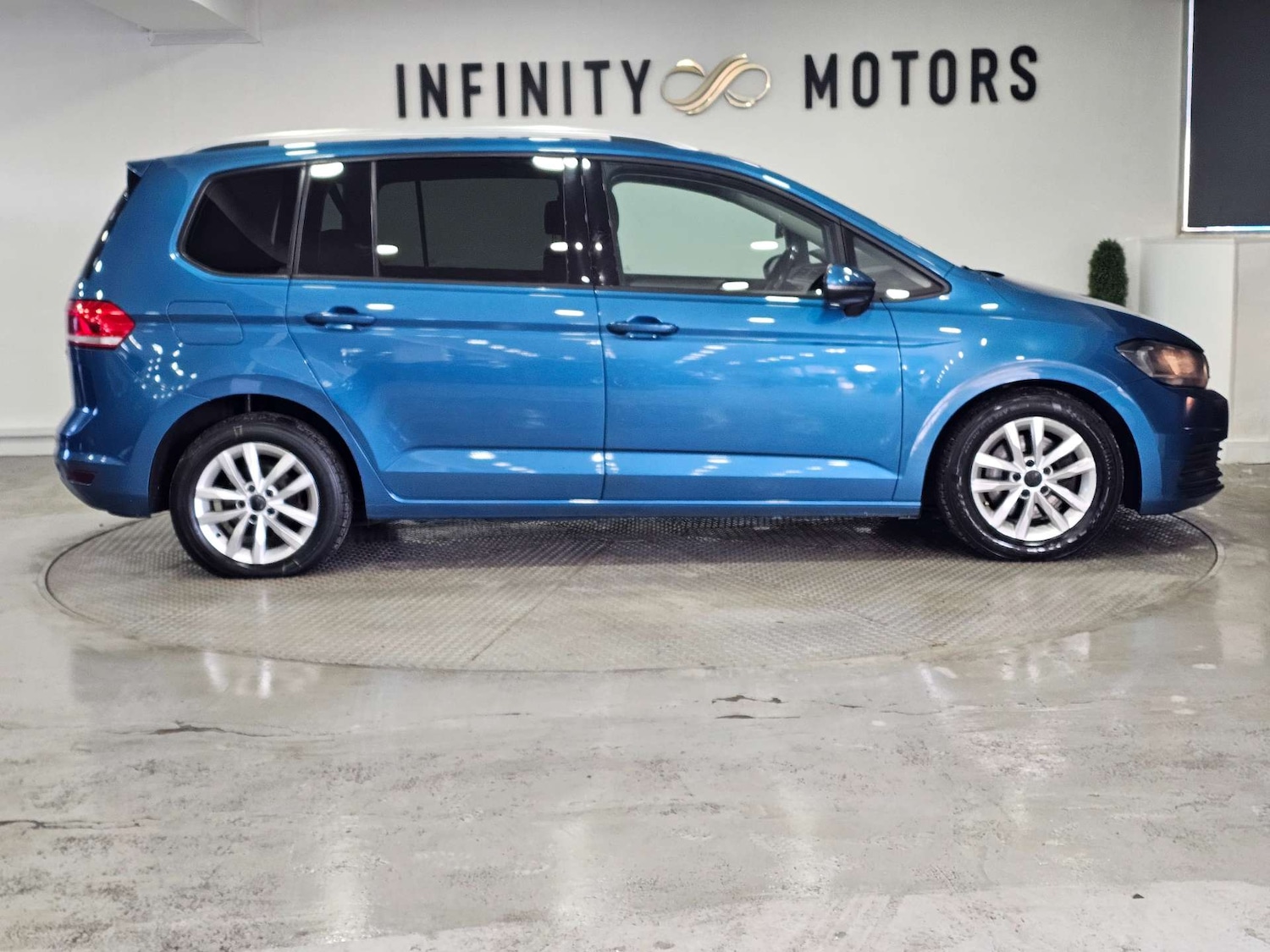Used Volkswagen Touran 2016 for sale - 77168079: Photo 27