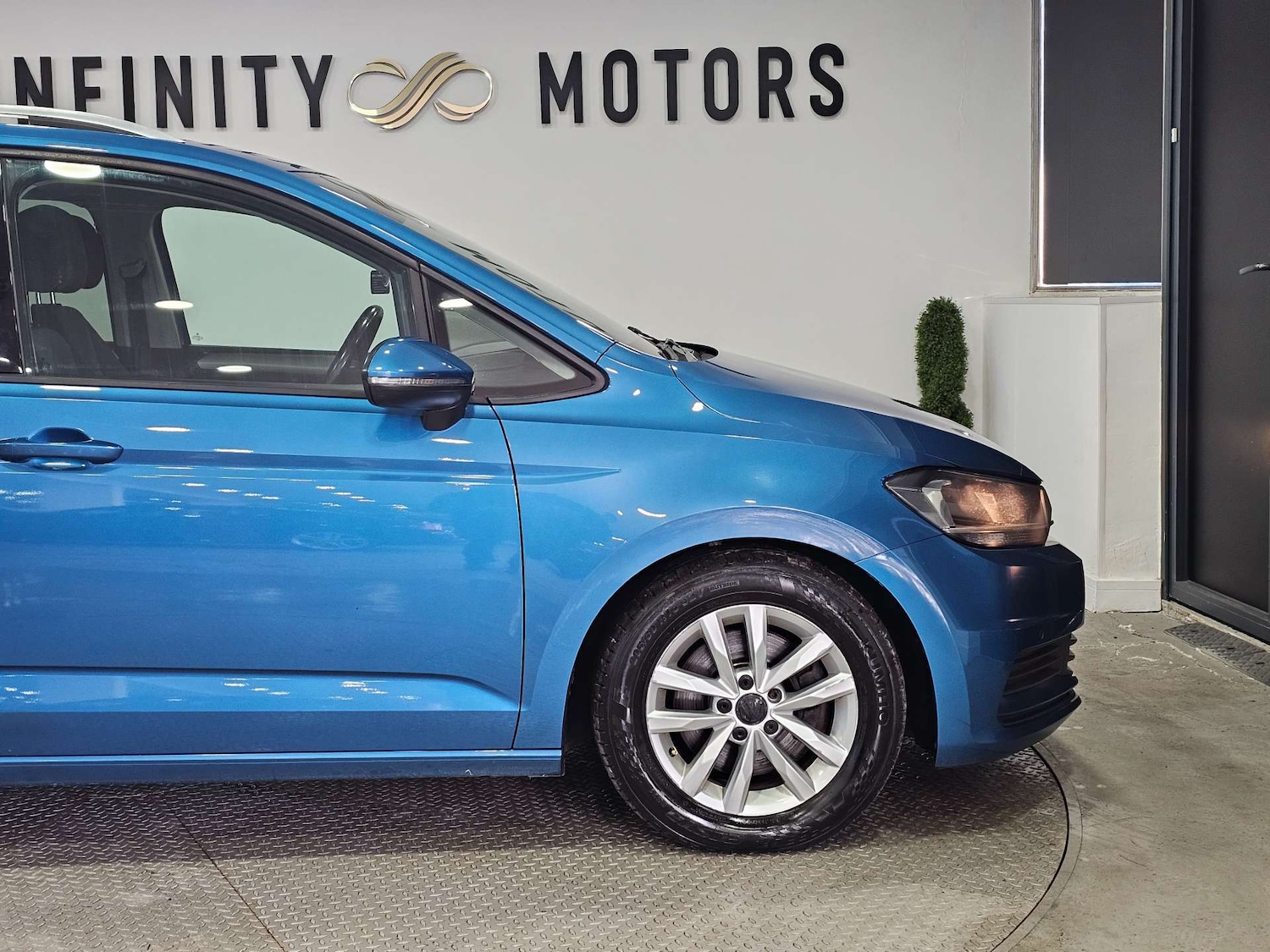 Used Volkswagen Touran 2016 for sale - 77168079: Photo 28