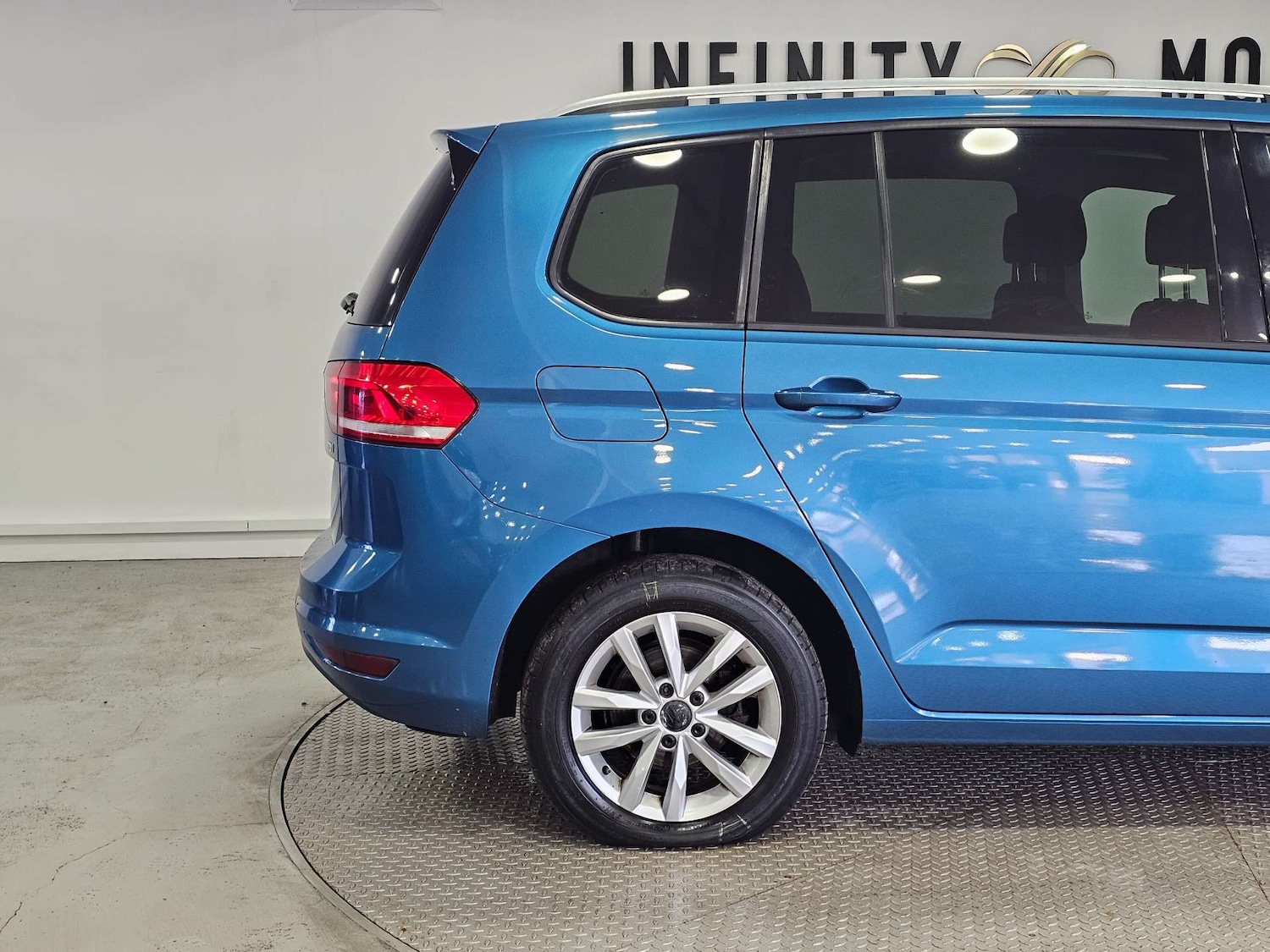 Used Volkswagen Touran 2016 for sale - 77168079: Photo 29