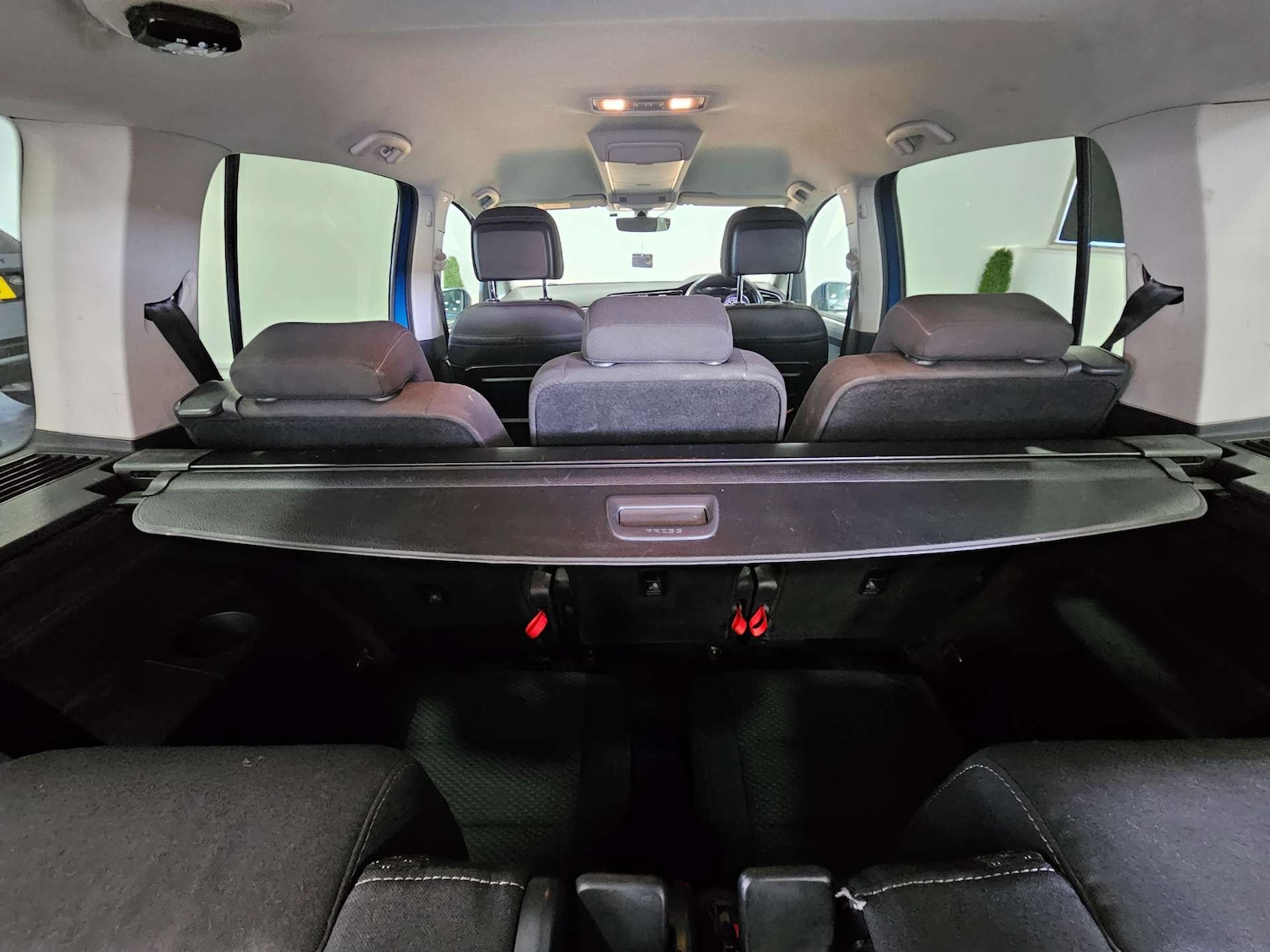 Used Volkswagen Touran 2016 for sale - 77168079: Photo 38