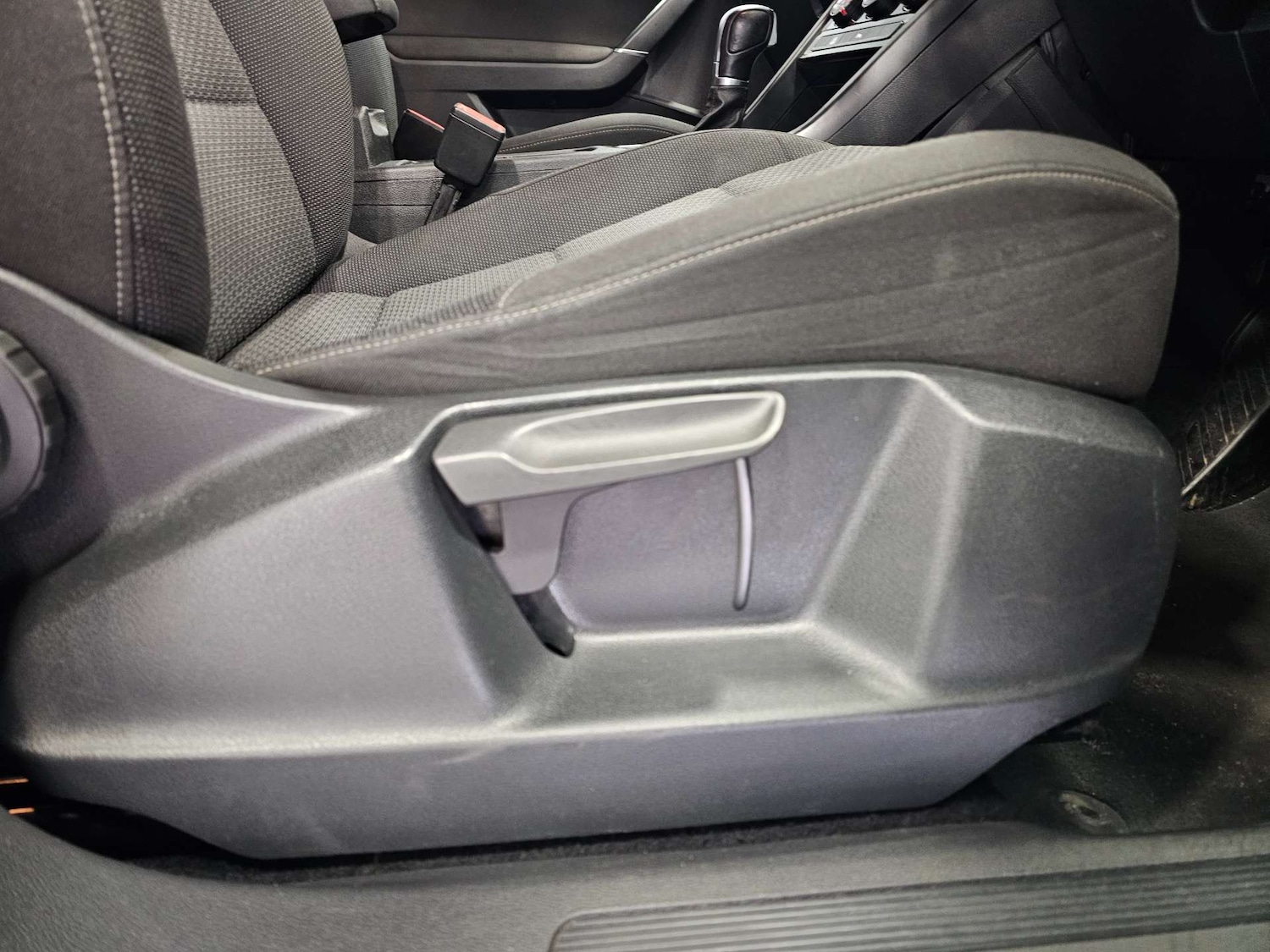 Used Volkswagen Touran 2016 for sale - 77168079: Photo 44