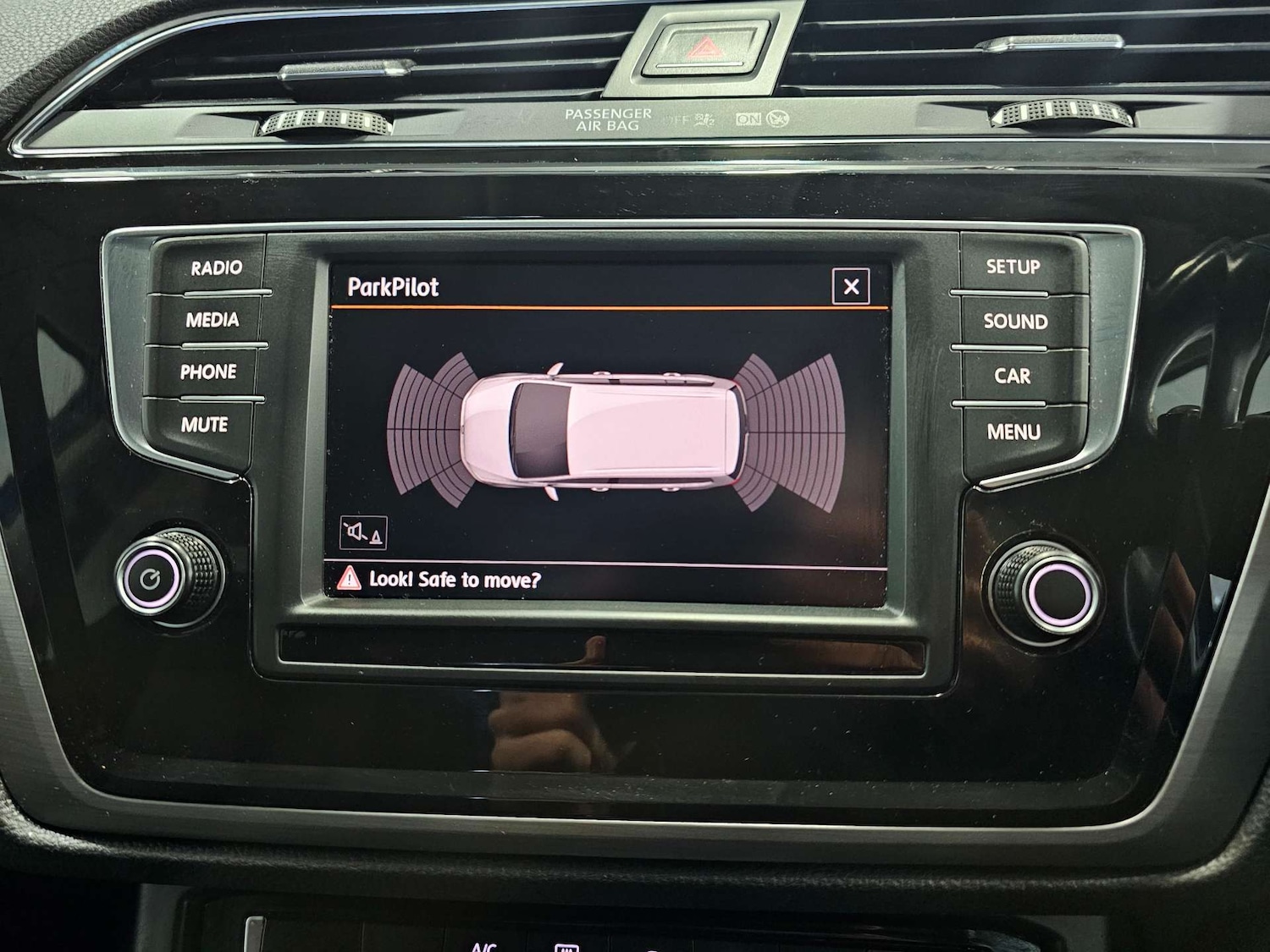 Used Volkswagen Touran 2016 for sale - 77168079: Photo 5