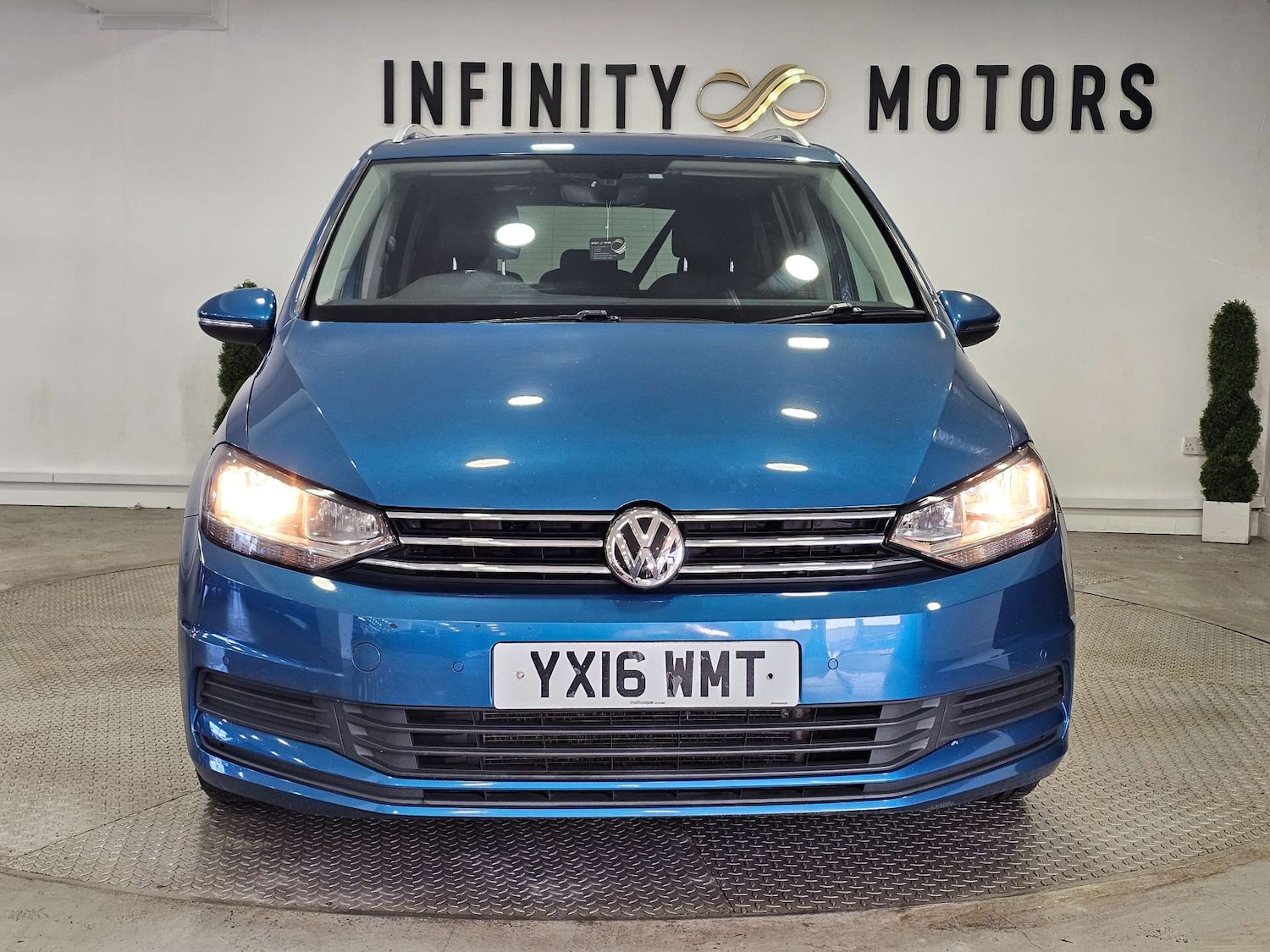 Used Volkswagen Touran 2016 for sale - 77168079: Photo 9