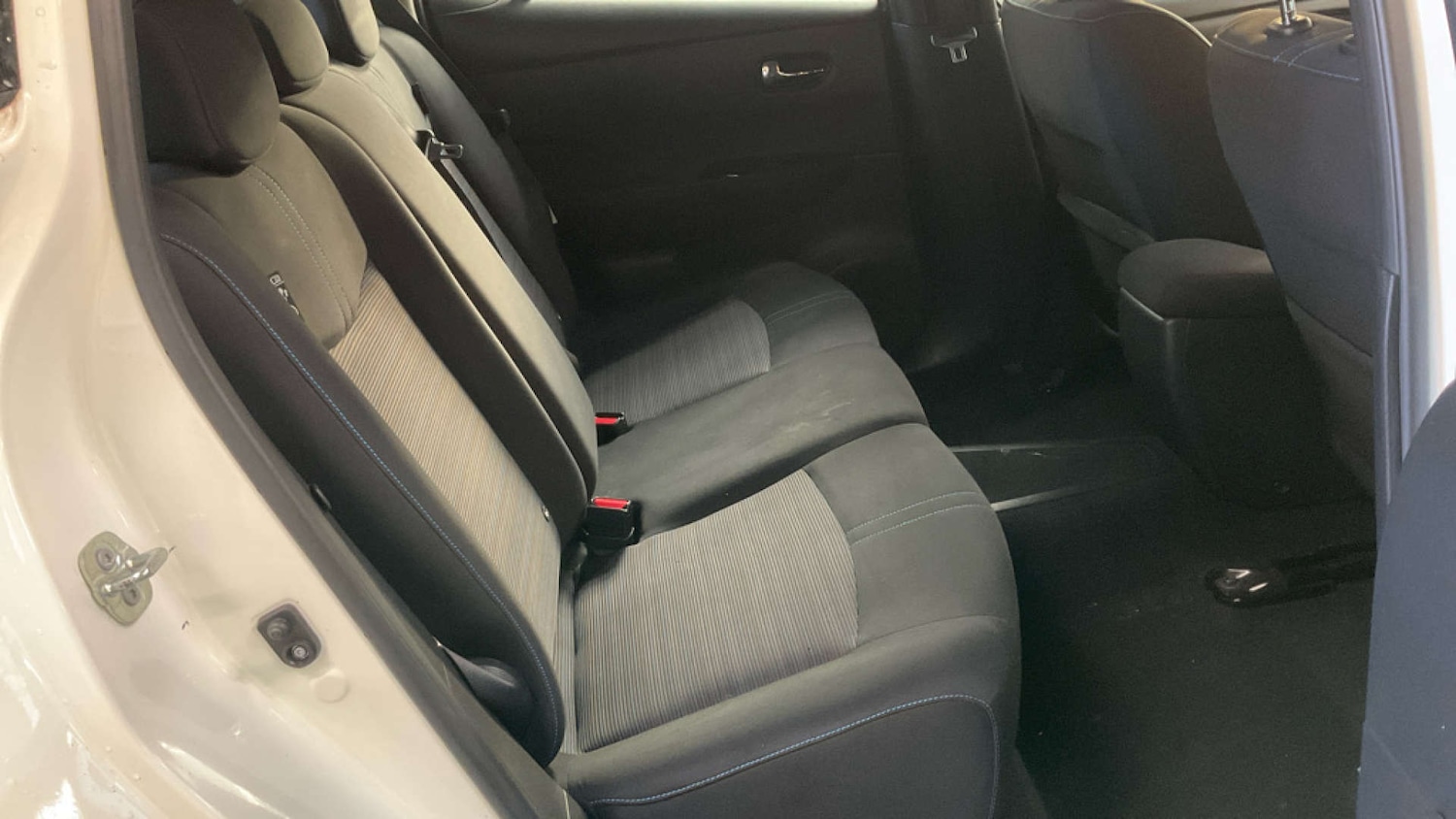 Used Nissan Leaf 2020 for sale - 77249271: Photo 11