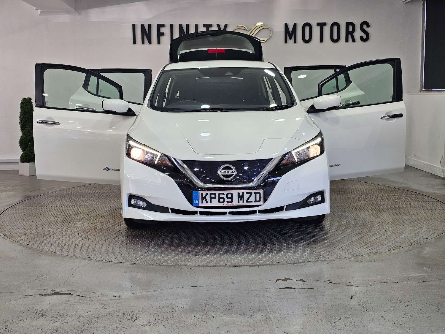 Used Nissan Leaf 2020 for sale - 77249271: Photo 24