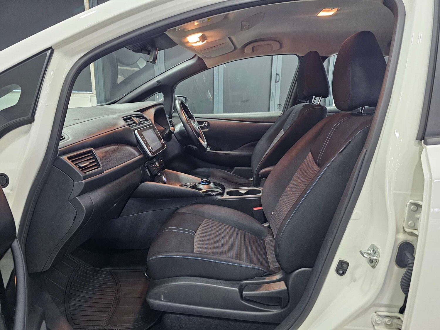 Used Nissan Leaf 2020 for sale - 77249271: Photo 79