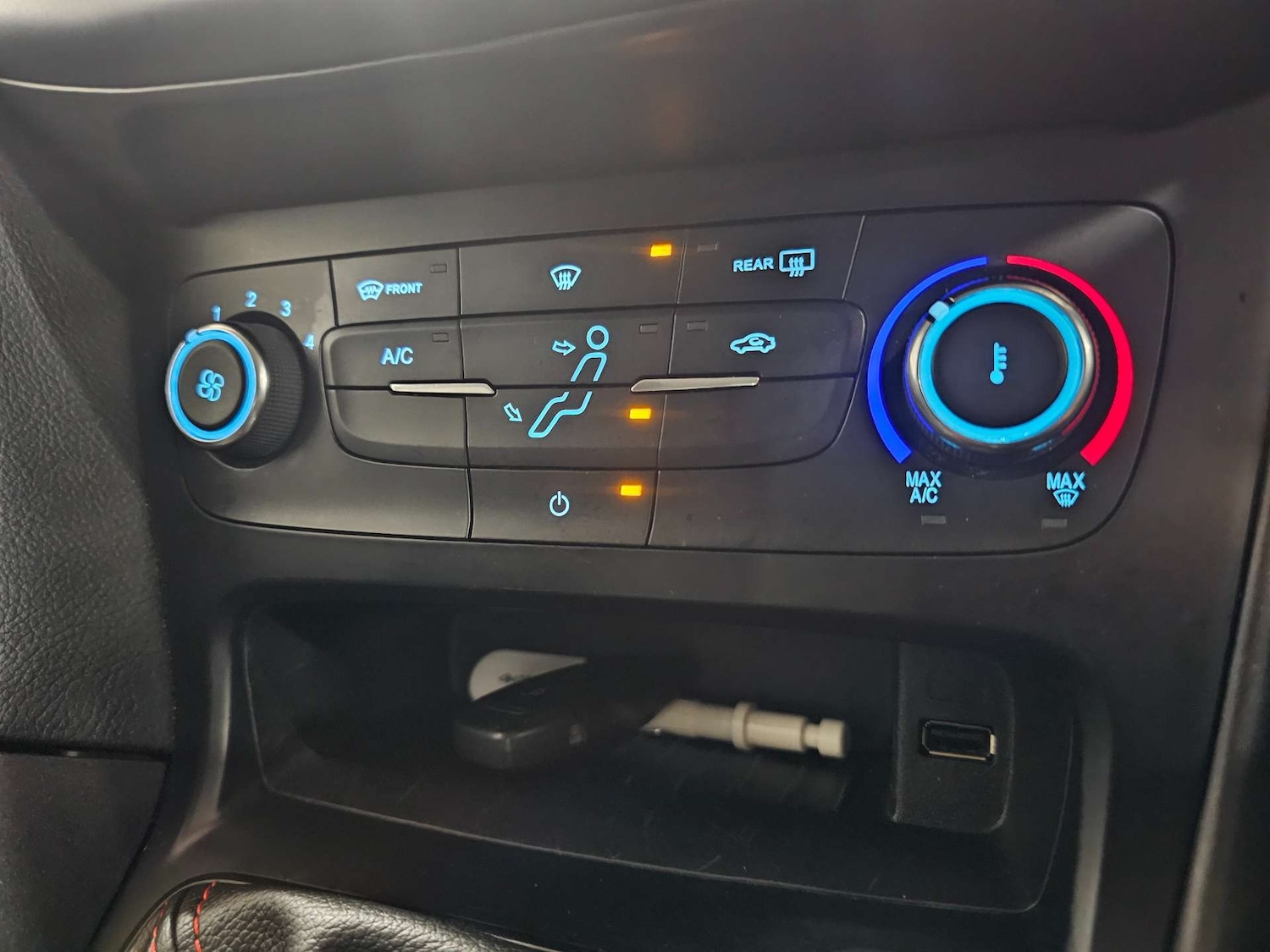 Used Ford Focus 2016 for sale - 77803670: Photo 13