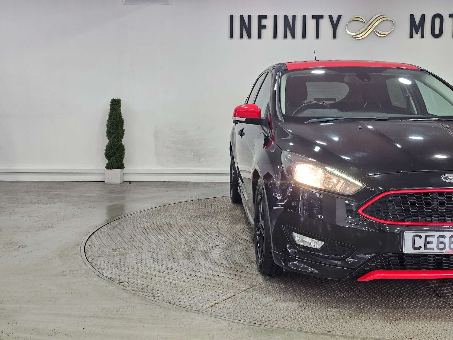 Used Ford Focus 2016 for sale - 77803670: Photo 14