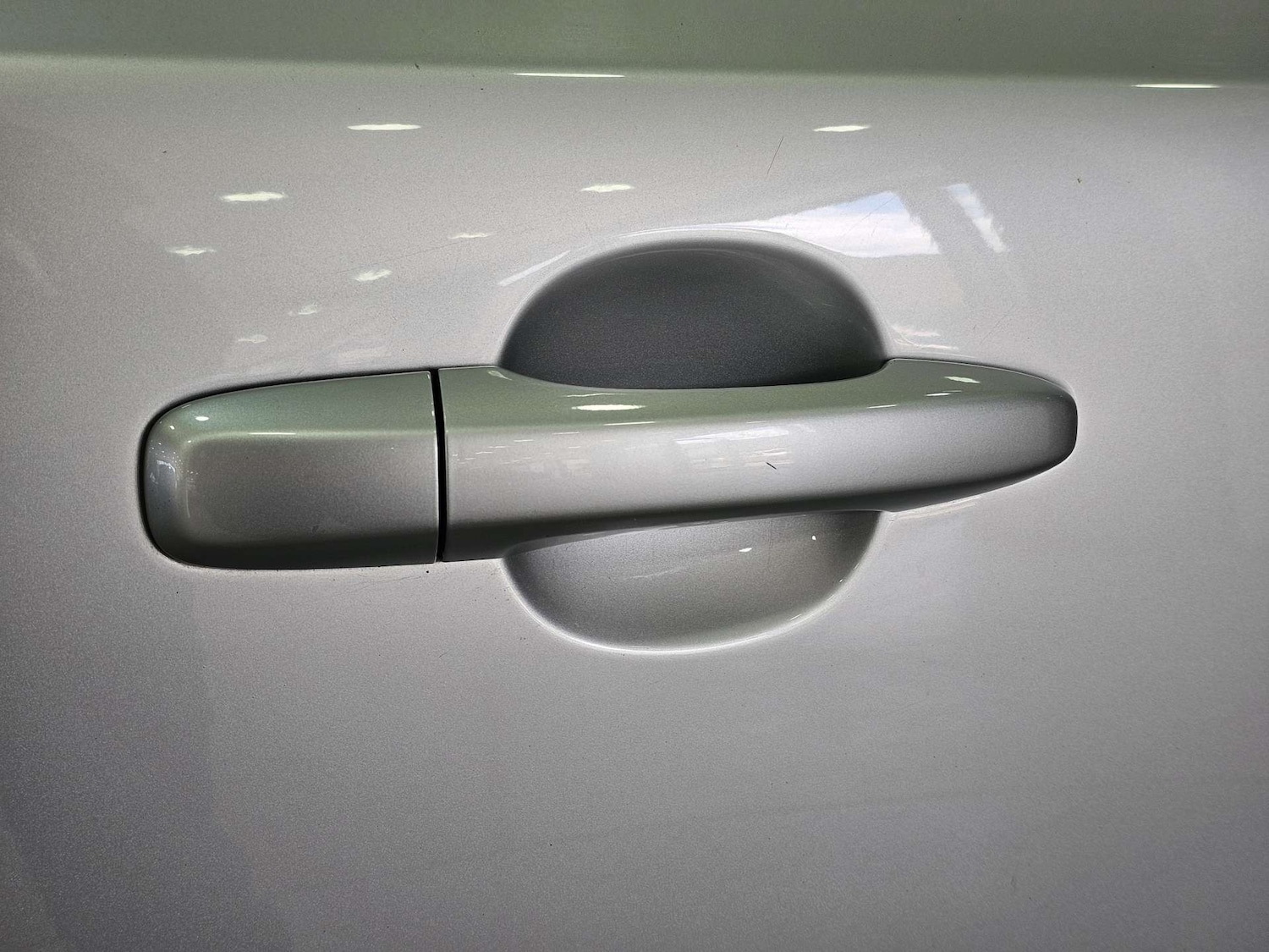 Used Volvo V40 2016 for sale - 77129050: Photo 40