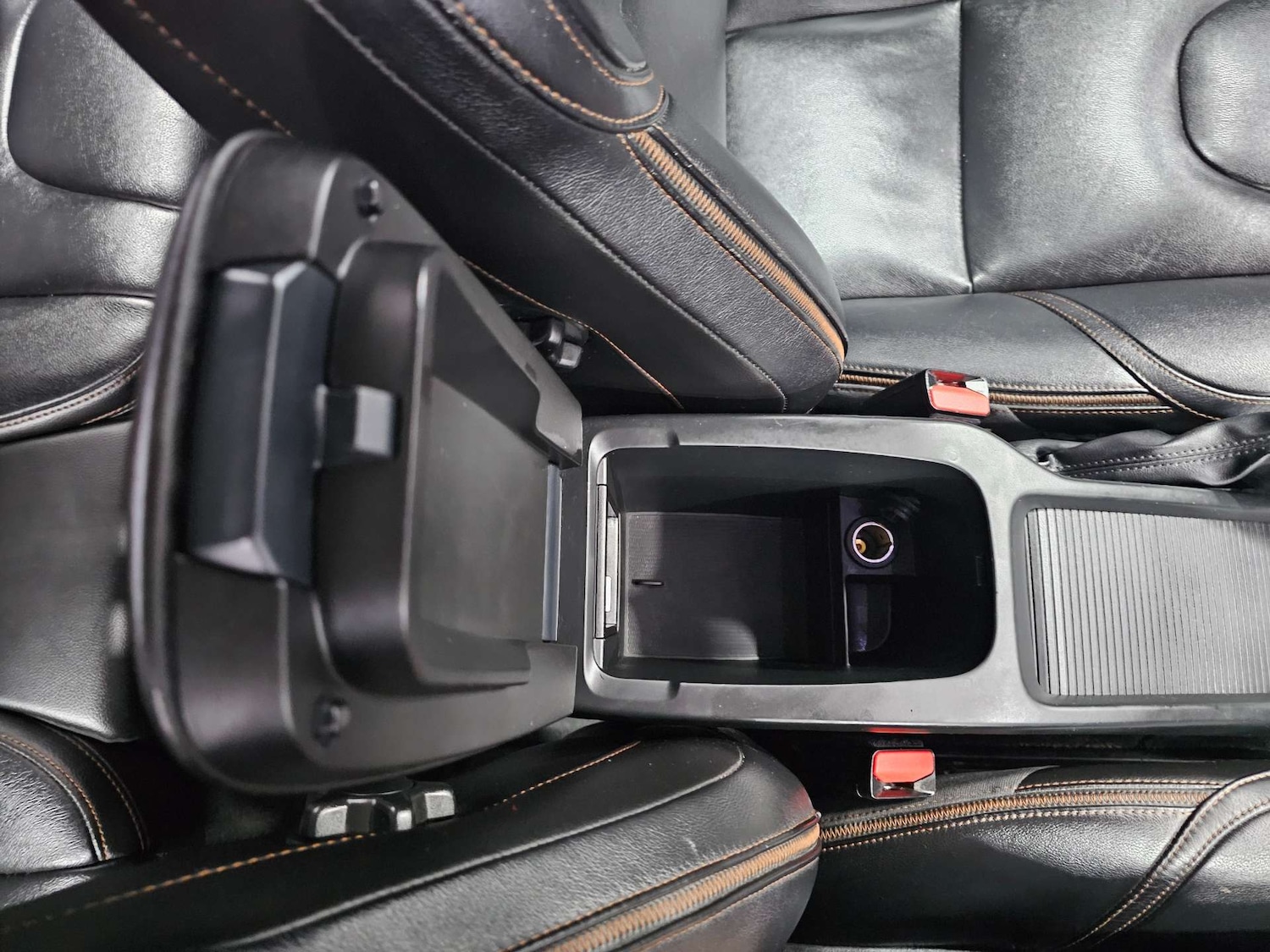 Used Volvo V40 2016 for sale - 77129050: Photo 62