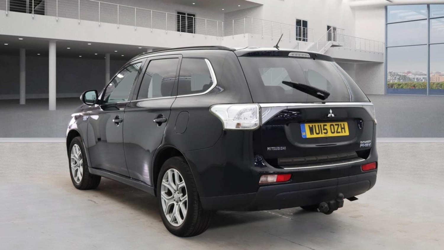 Used Mitsubishi Outlander 2015 for sale - 77803658: Photo 4