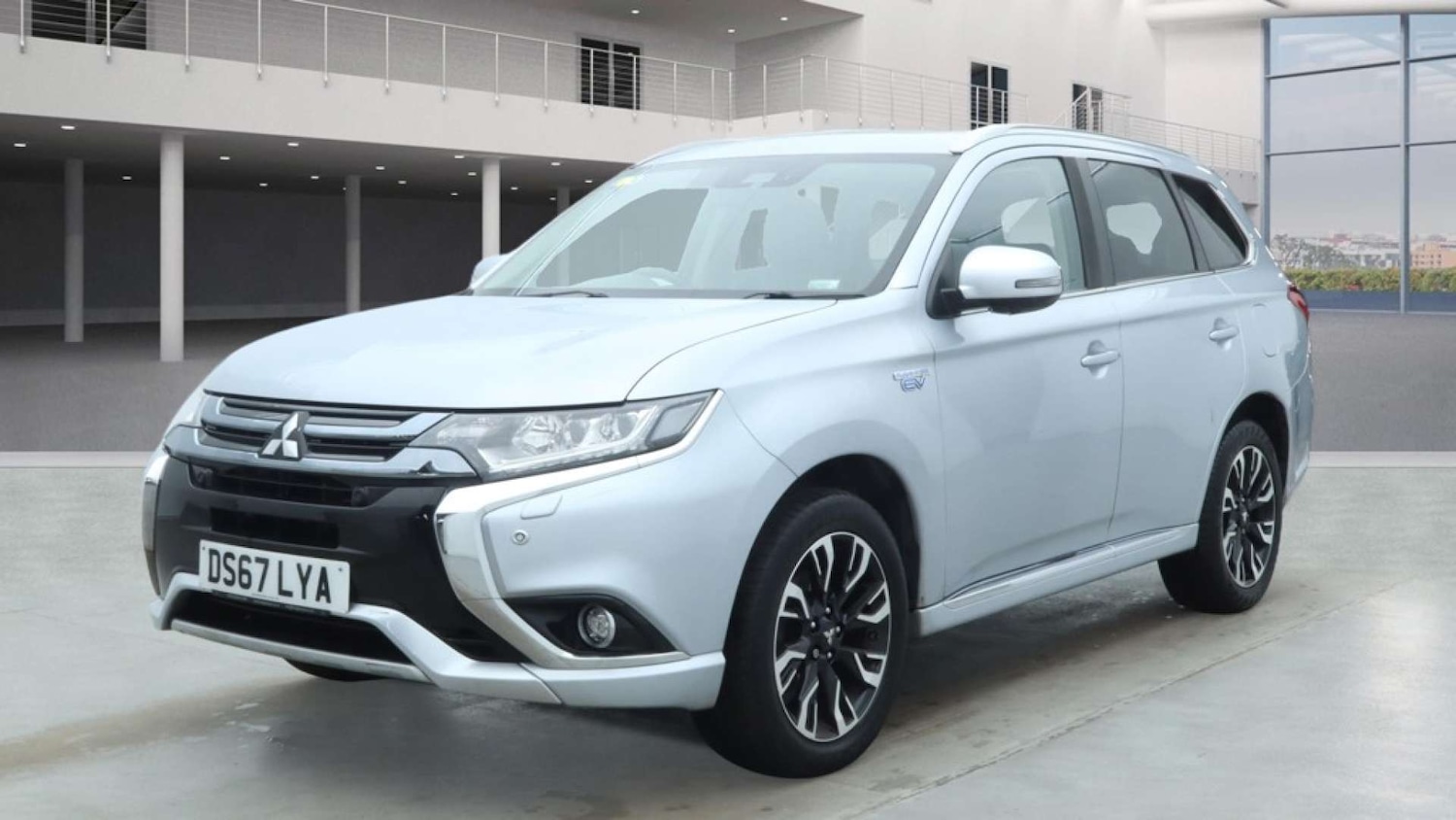 Used Mitsubishi Outlander 2018 for sale - 77022396: Photo 3