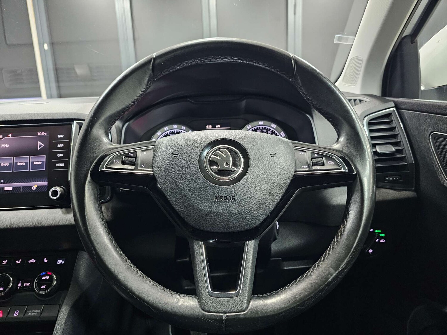 Used Skoda Karoq 2018 for sale - 78211869: Photo 60