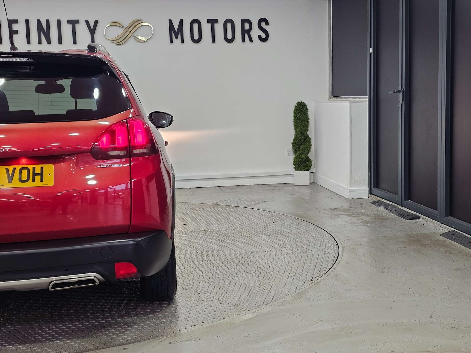 Used Peugeot 2008 2016 for sale - 78131947: Photo 11