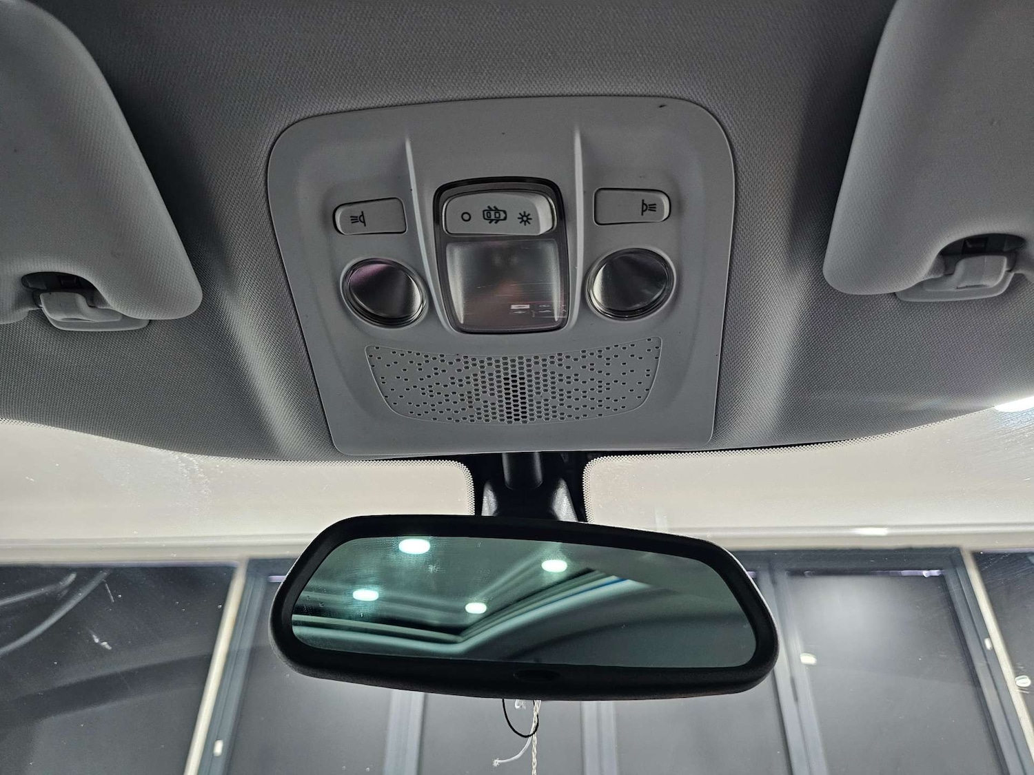 Used Peugeot 2008 2016 for sale - 78131947: Photo 34