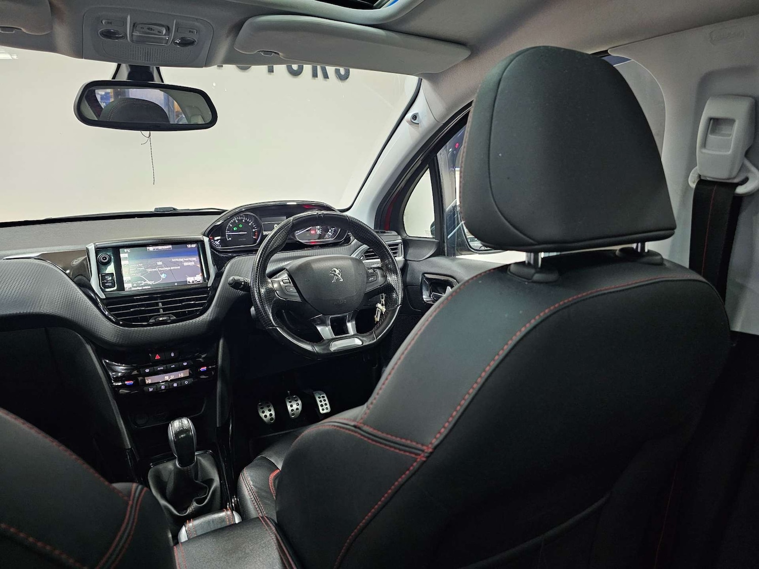 Used Peugeot 2008 2016 for sale - 78131947: Photo 39