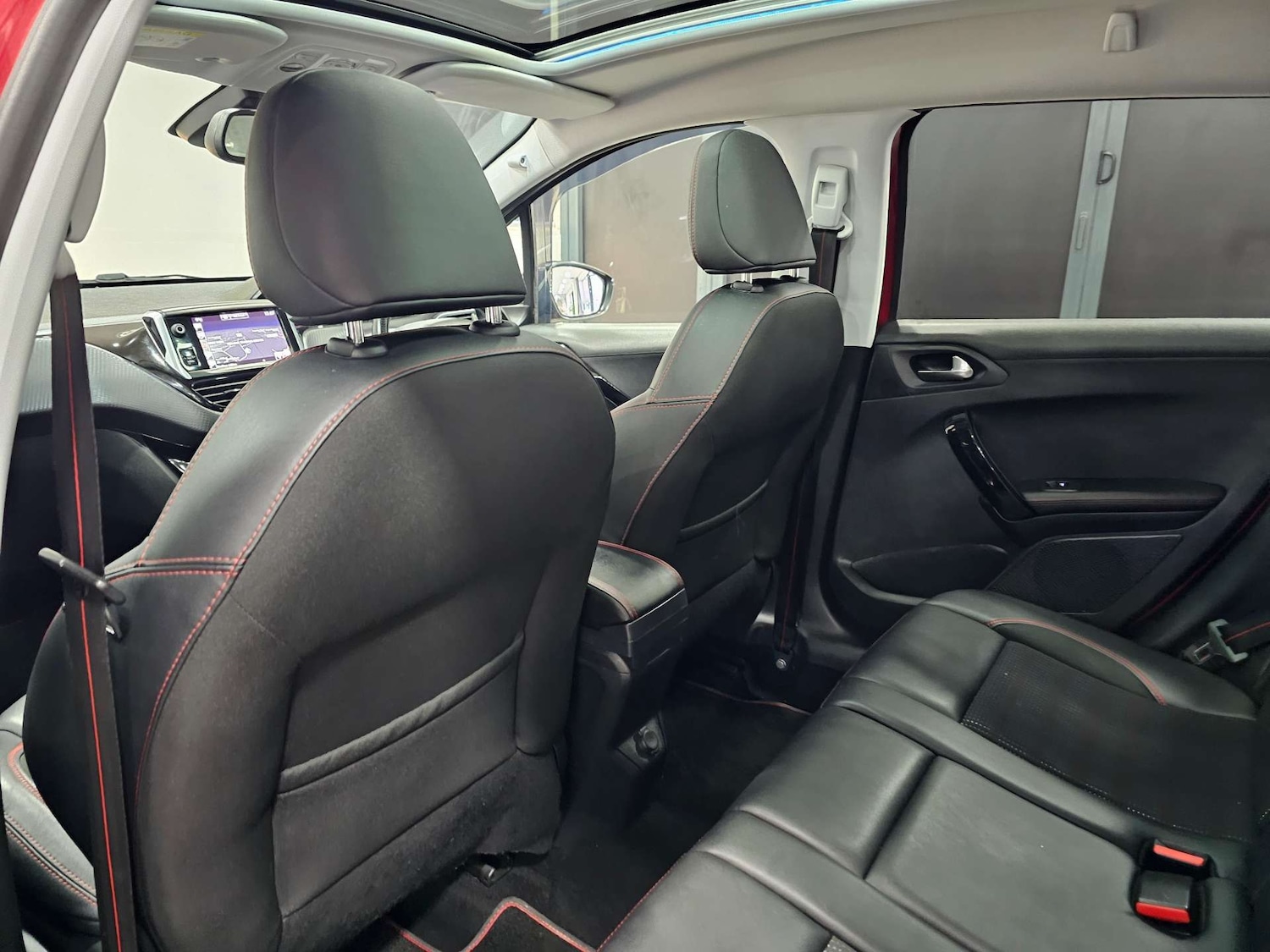 Used Peugeot 2008 2016 for sale - 78131947: Photo 42