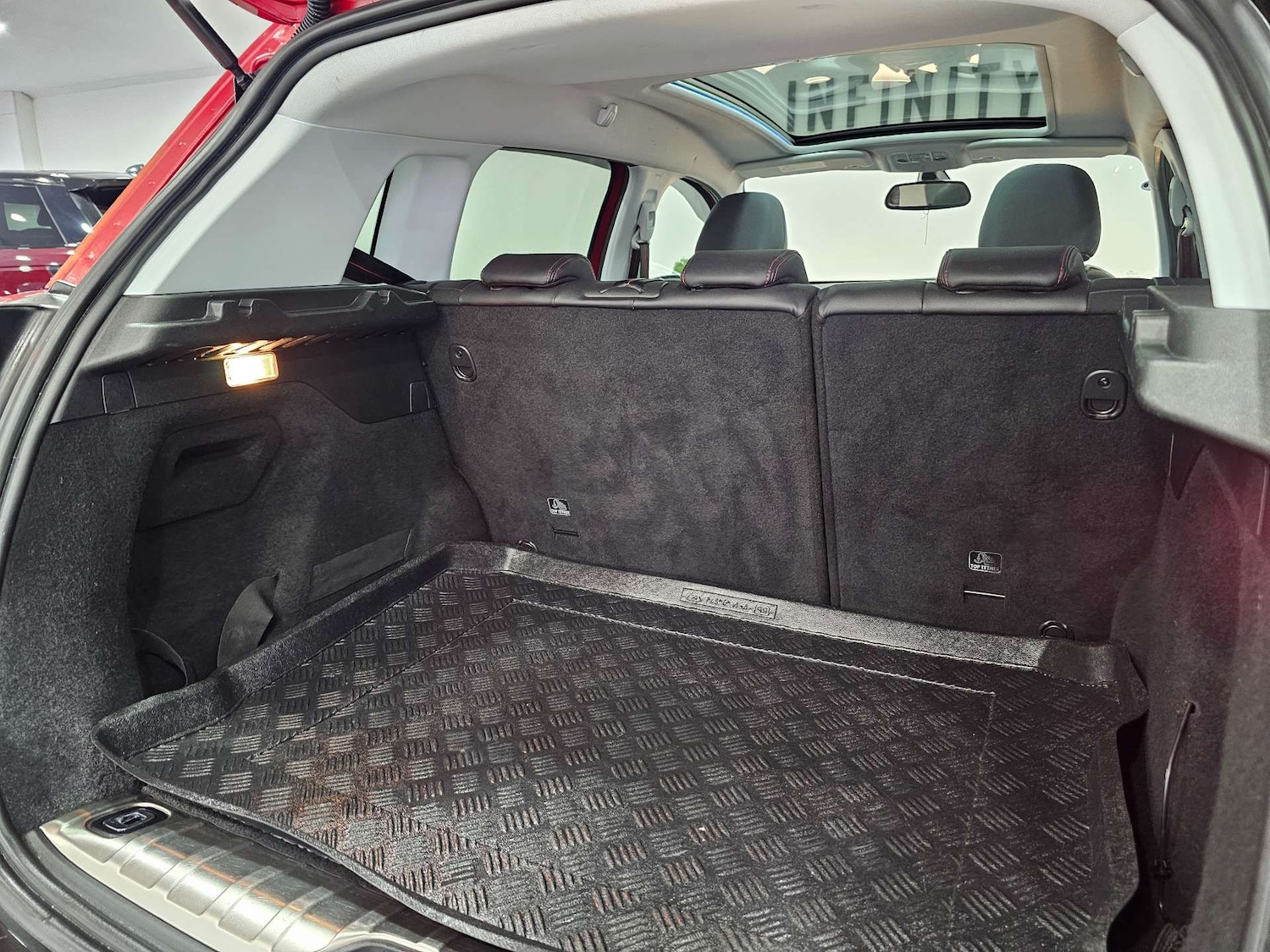 Used Peugeot 2008 2016 for sale - 78131947: Photo 54