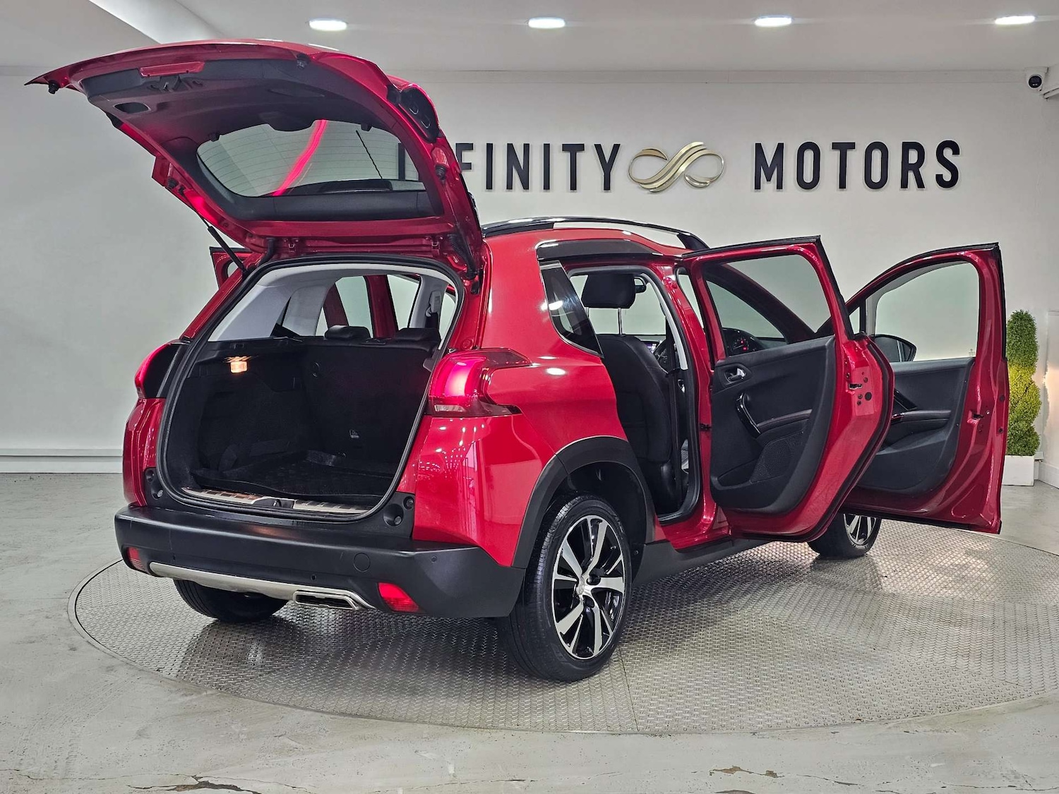 Used Peugeot 2008 2016 for sale - 78131947: Photo 65