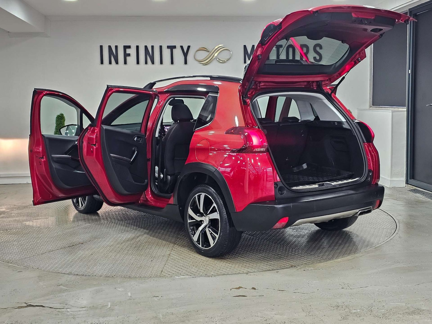 Used Peugeot 2008 2016 for sale - 78131947: Photo 77