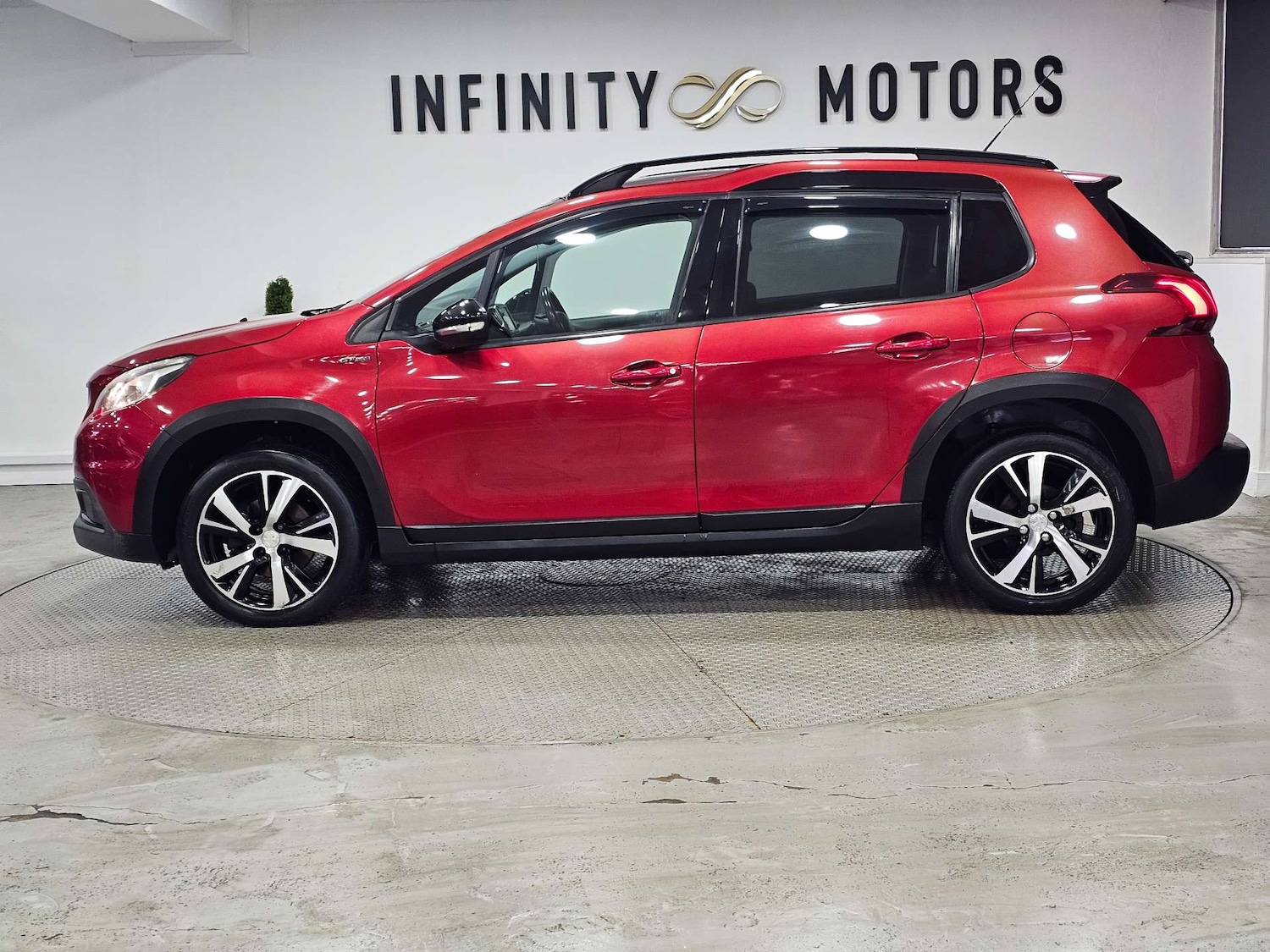 Used Peugeot 2008 2016 for sale - 78131947: Photo 81