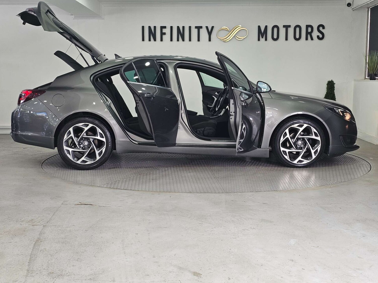 Used Vauxhall Insignia 2017 for sale - 78196771: Photo 52