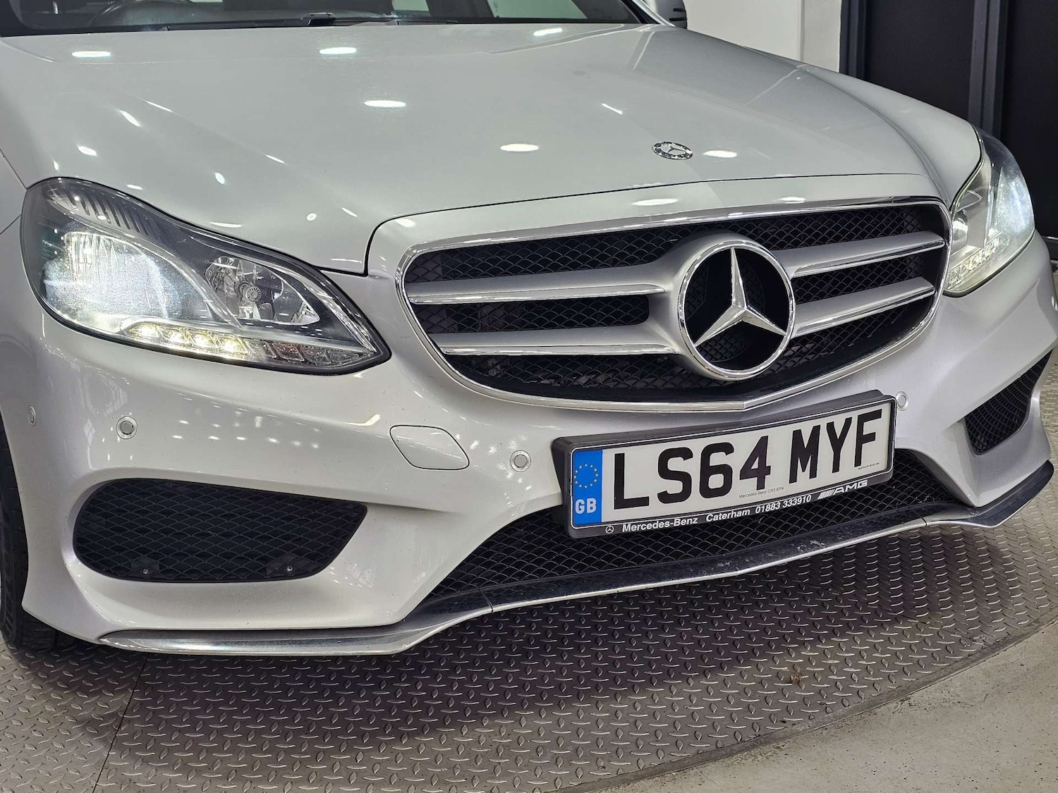 Used Mercedes-Benz E Class 2015 for sale - 76972350: Photo 11