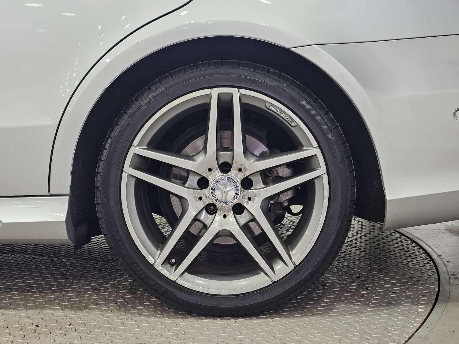 Used Mercedes-Benz E Class 2015 for sale - 76972350: Photo 23