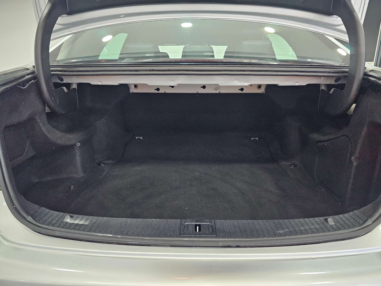 Used Mercedes-Benz E Class 2015 for sale - 76972350: Photo 45