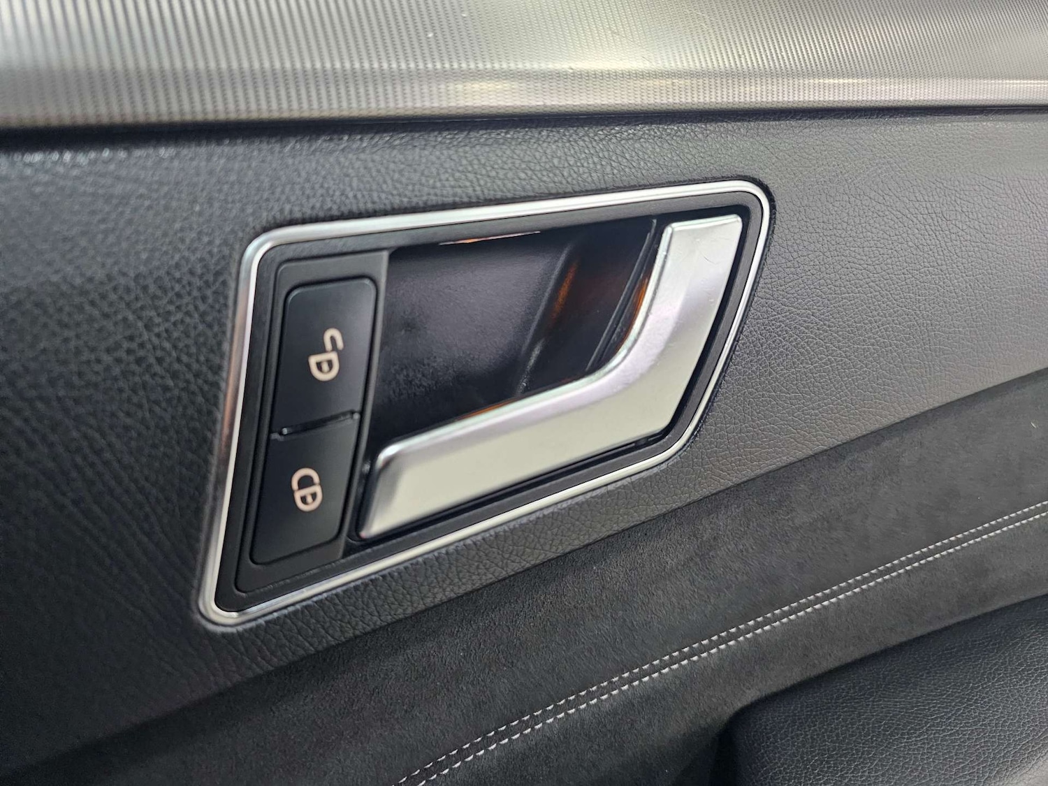 Used Mercedes-Benz E Class 2015 for sale - 76972350: Photo 49