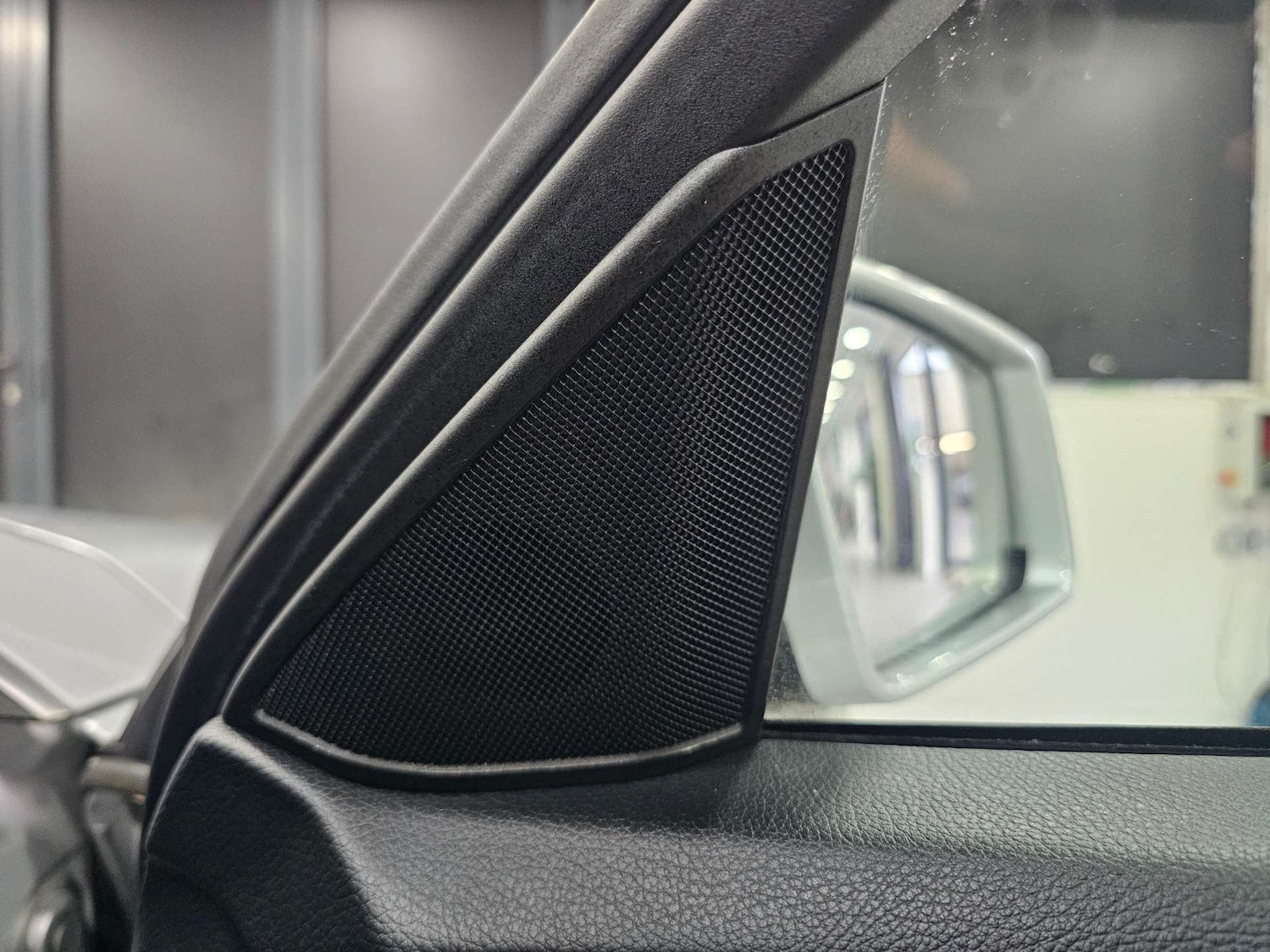 Used Mercedes-Benz E Class 2015 for sale - 76972350: Photo 50