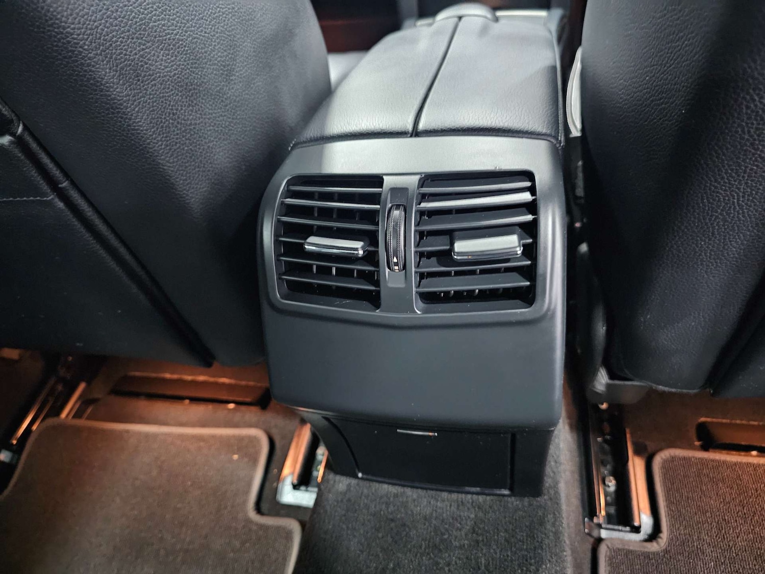 Used Mercedes-Benz E Class 2015 for sale - 76972350: Photo 93