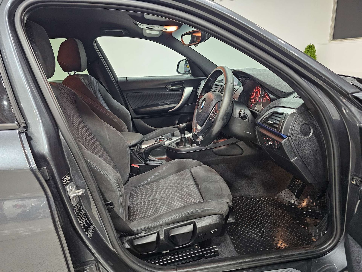 Used BMW 1 Series 2013 for sale - 76972435: Photo 3