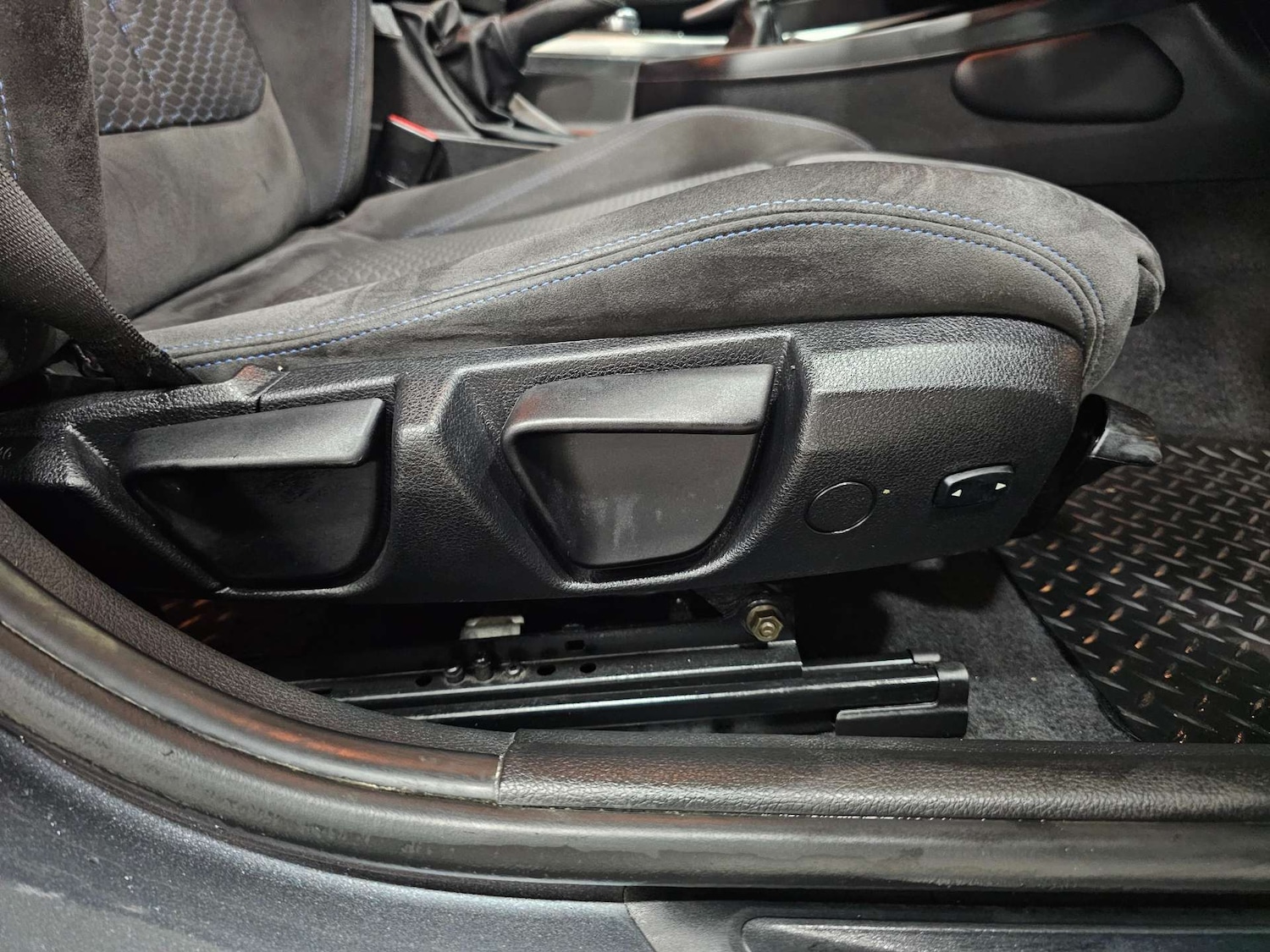 Used BMW 1 Series 2013 for sale - 76972435: Photo 77