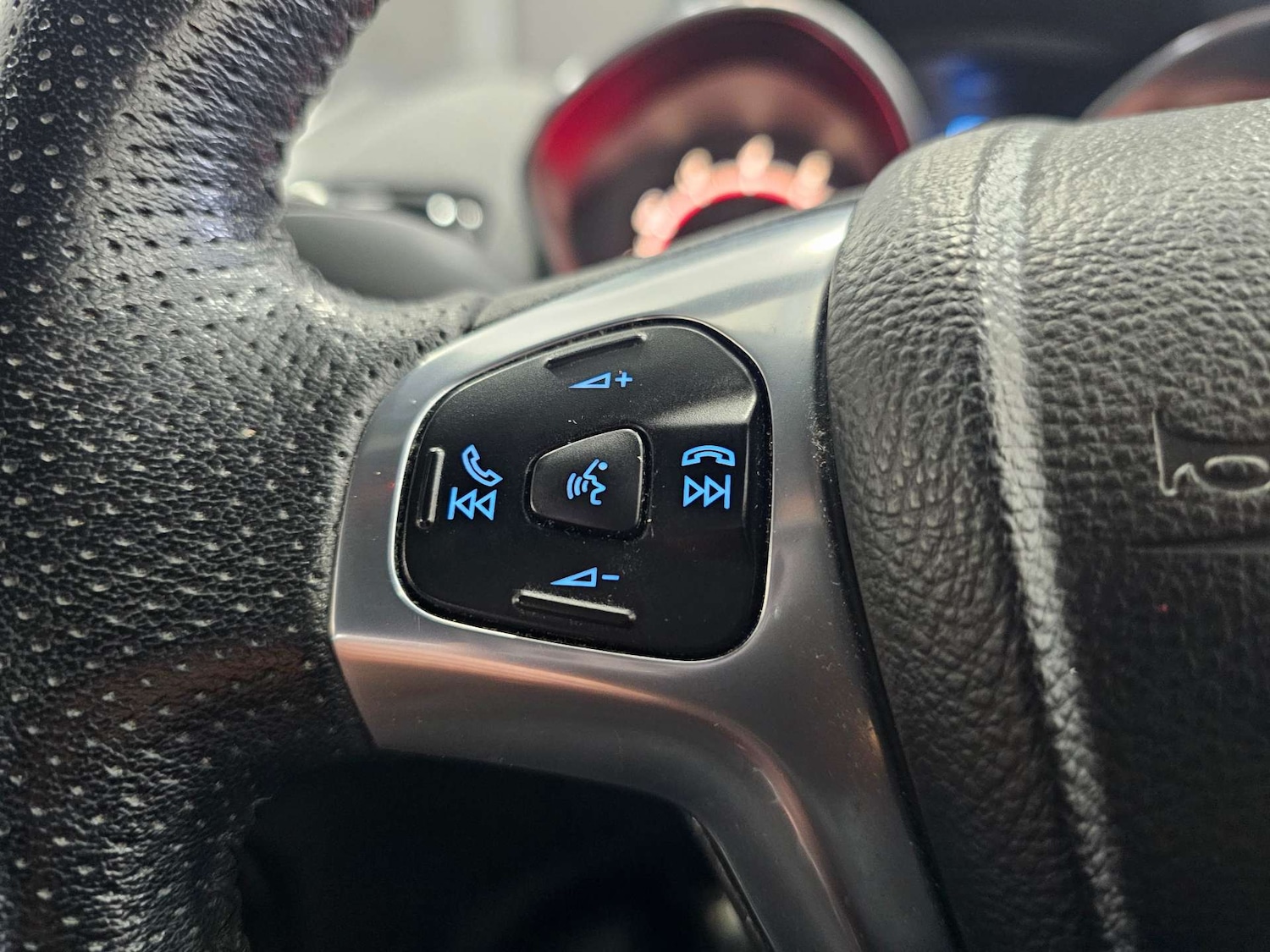 Used Ford Fiesta 2014 for sale - 77235337: Photo 60