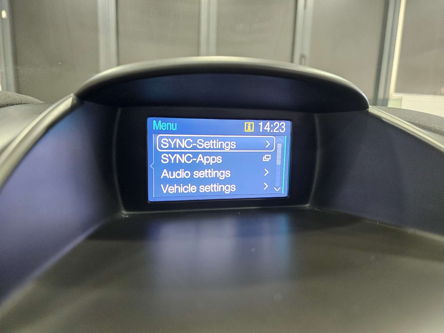 Used Ford Fiesta 2014 for sale - 77235337: Photo 70