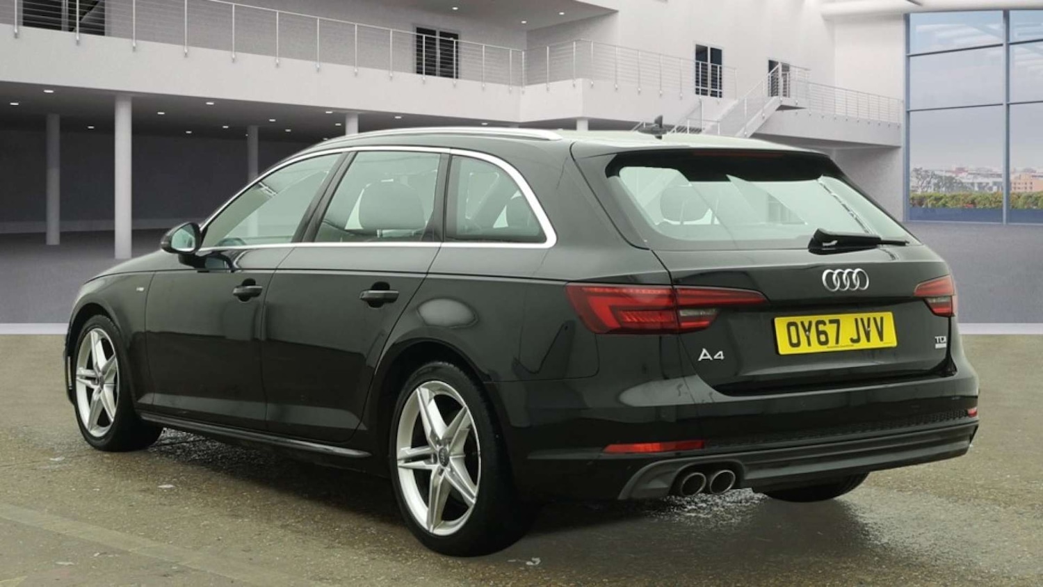 Used Audi A4 2017 for sale - 77170323: Photo 4