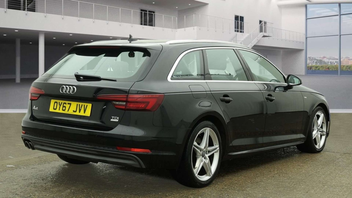 Used Audi A4 2017 for sale - 77170323: Photo 5