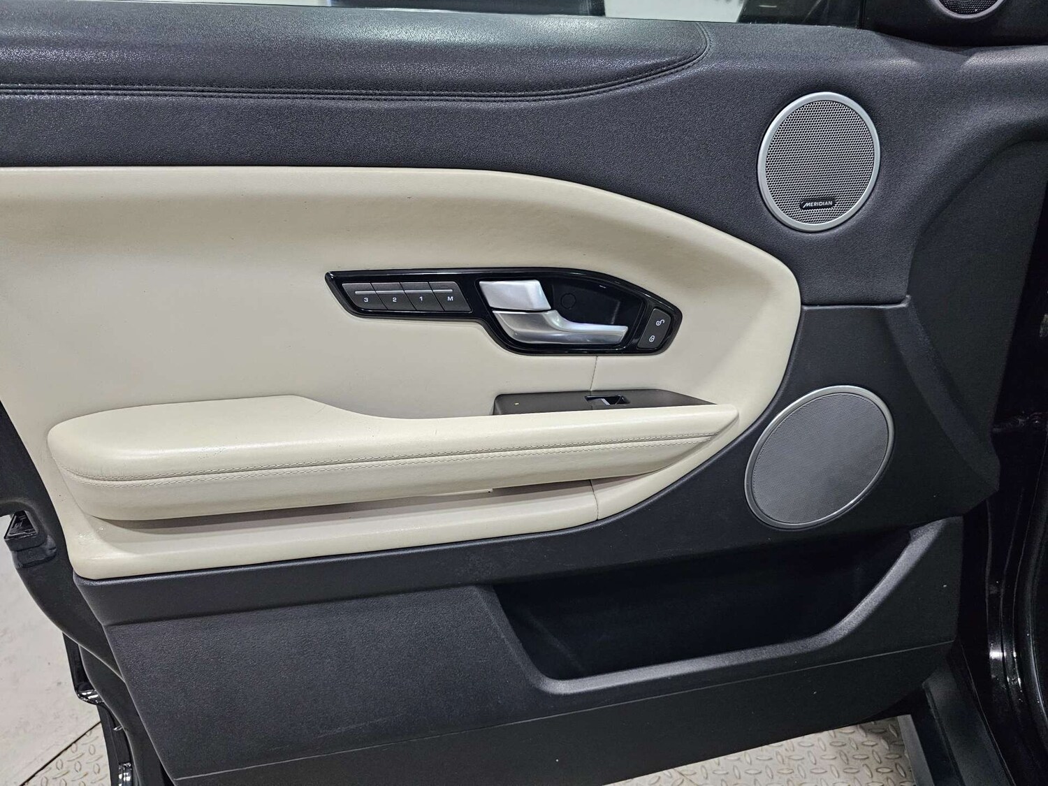 Used Land Rover Range Rover Evoque 2017 for sale - 77707525: Photo 16