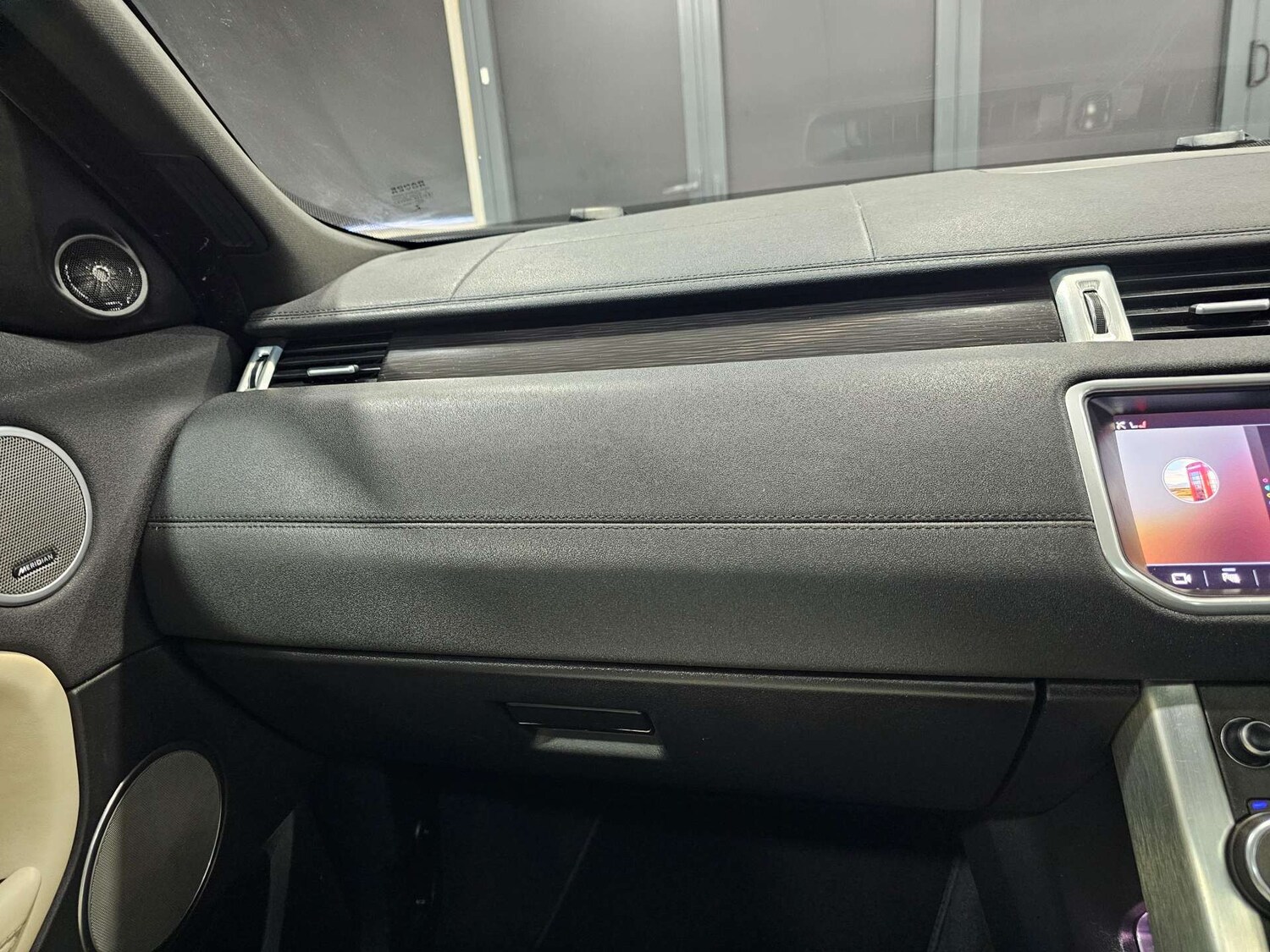 Used Land Rover Range Rover Evoque 2017 for sale - 77707525: Photo 34