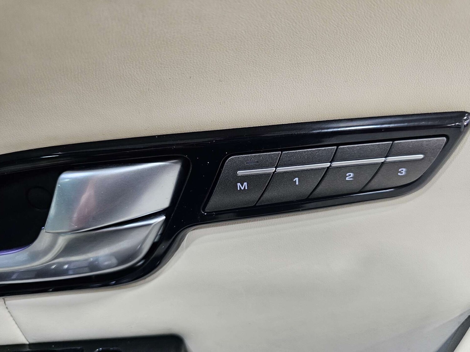 Used Land Rover Range Rover Evoque 2017 for sale - 77707525: Photo 54