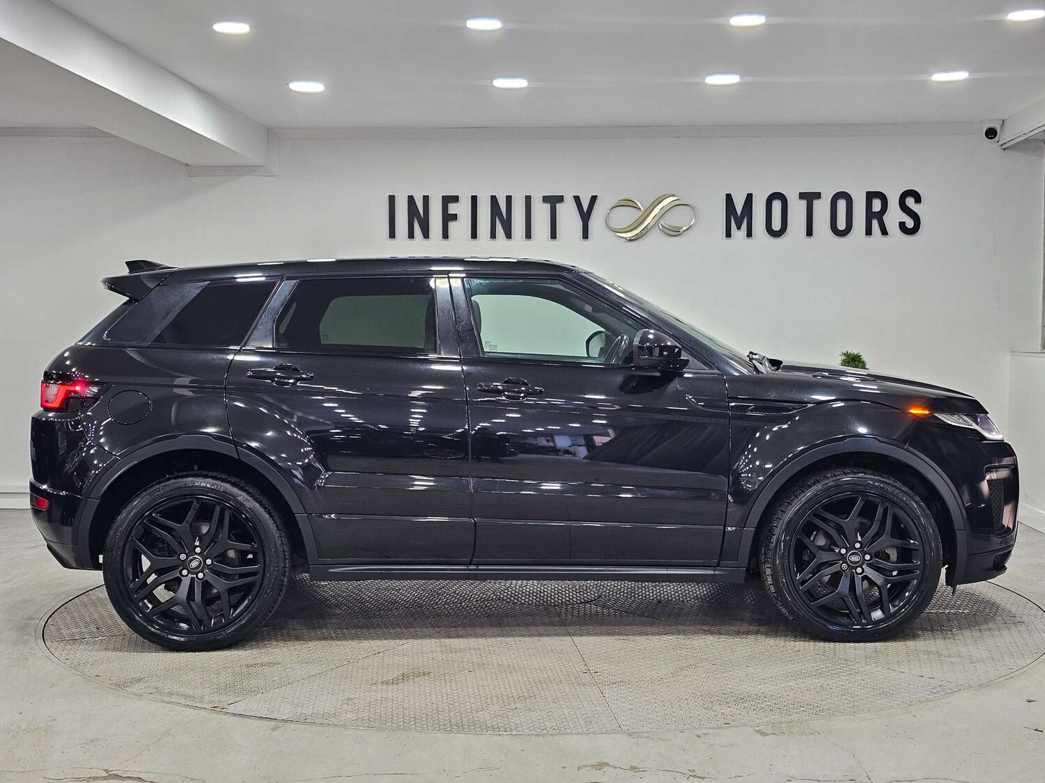 Used Land Rover Range Rover Evoque 2017 for sale - 77707525: Photo 66